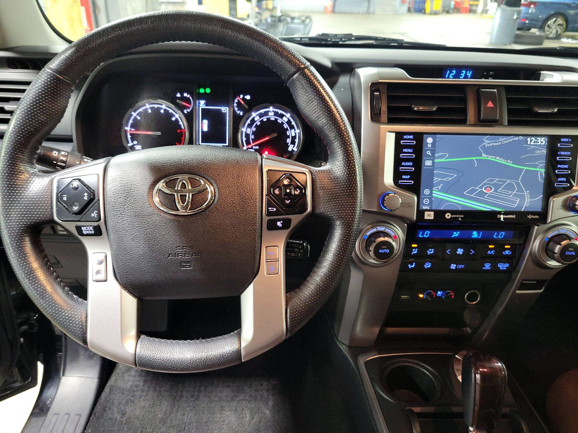 Thumbnail: 2023 Toyota 4Runner - 10