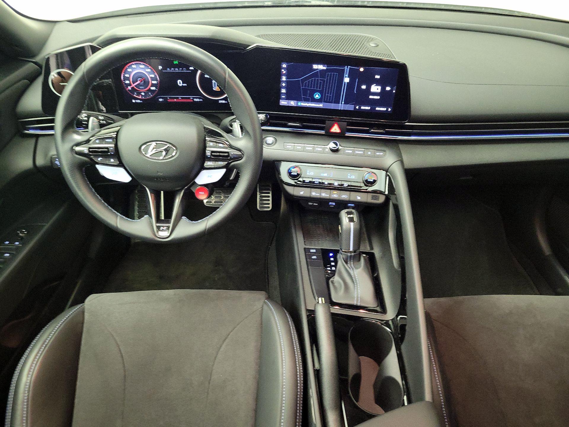 Thumbnail: 2022 Hyundai Elantra - 9