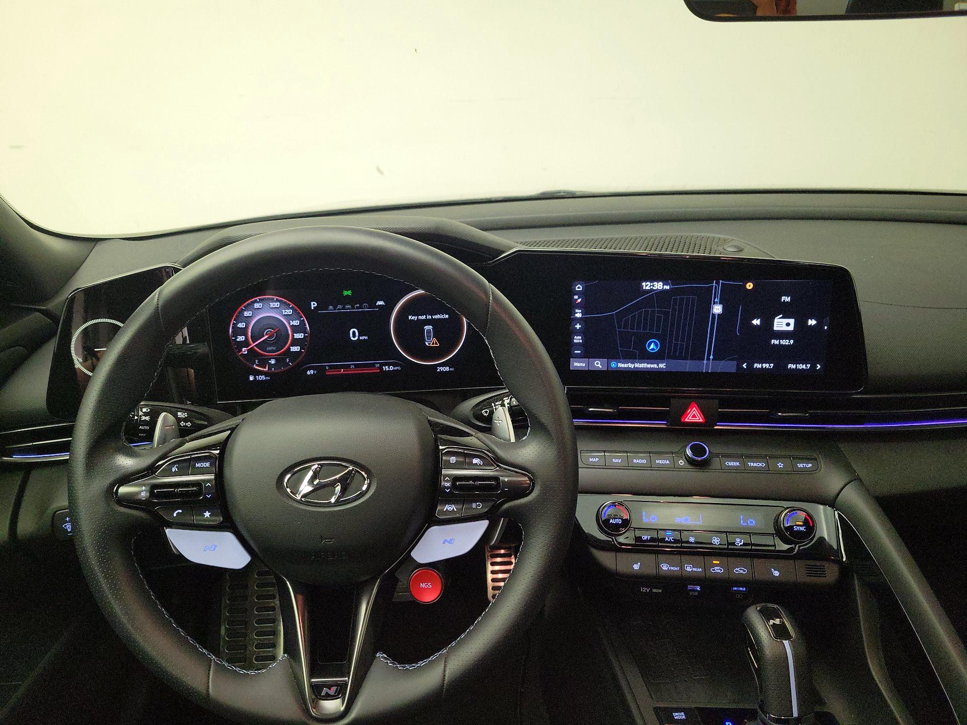 Thumbnail: 2022 Hyundai Elantra - 10