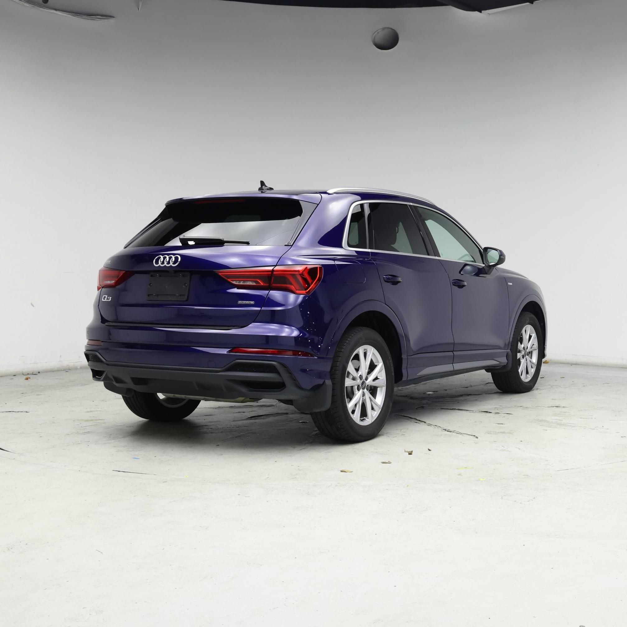 Thumbnail: 2023 Audi Q3 - 8