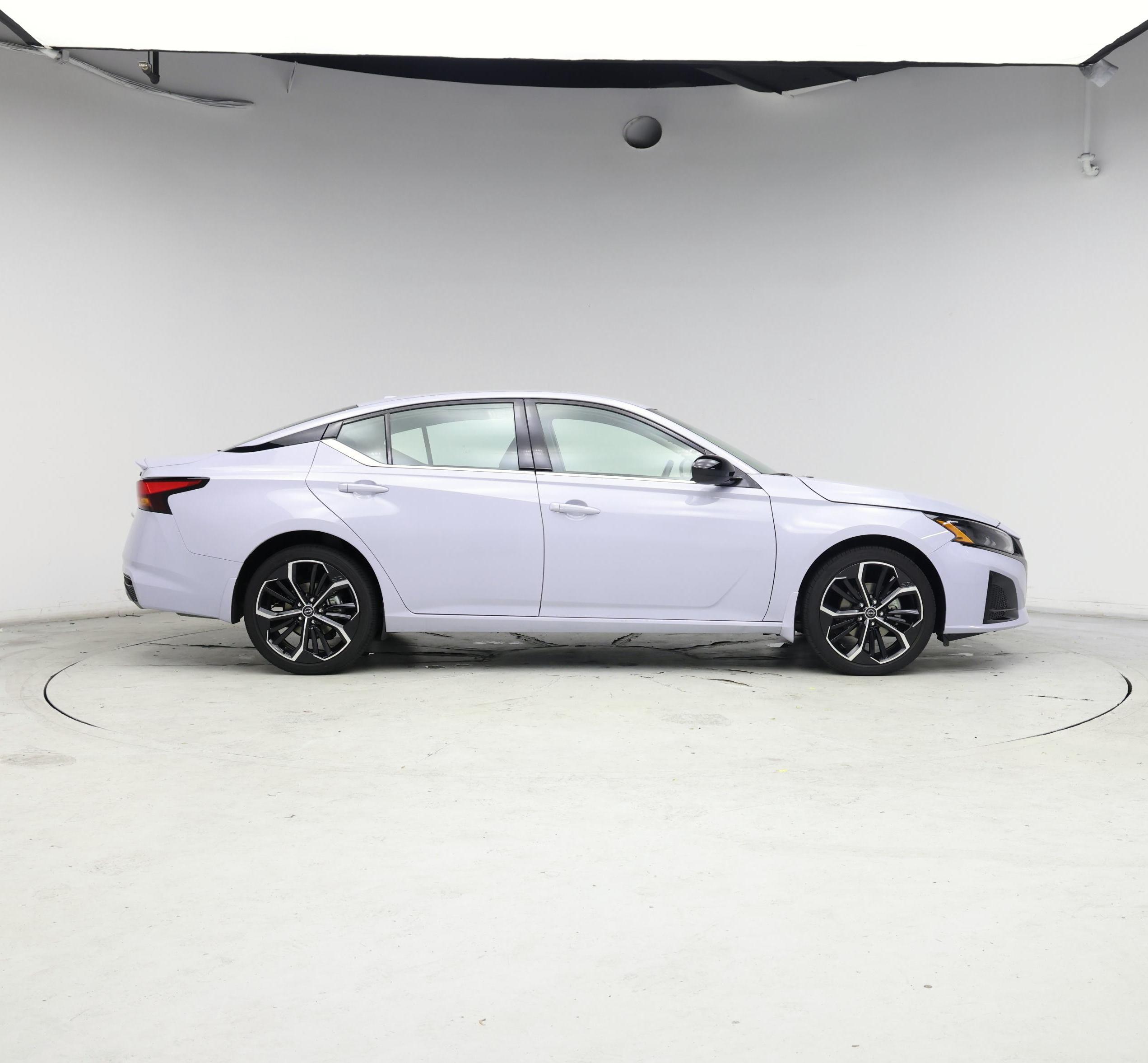 Thumbnail: 2023 Nissan Altima - 7