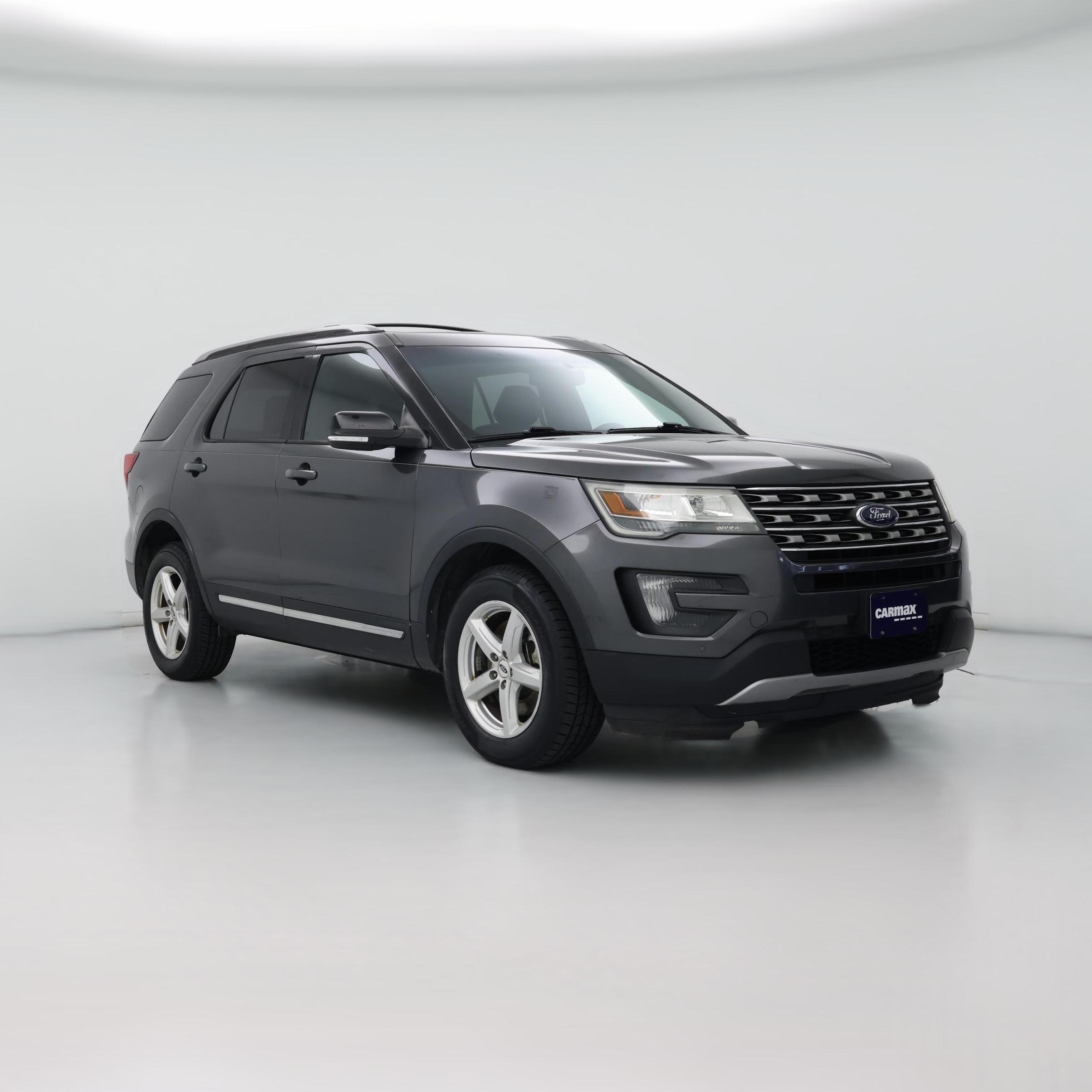 Thumbnail: 2016 Ford Explorer - 1