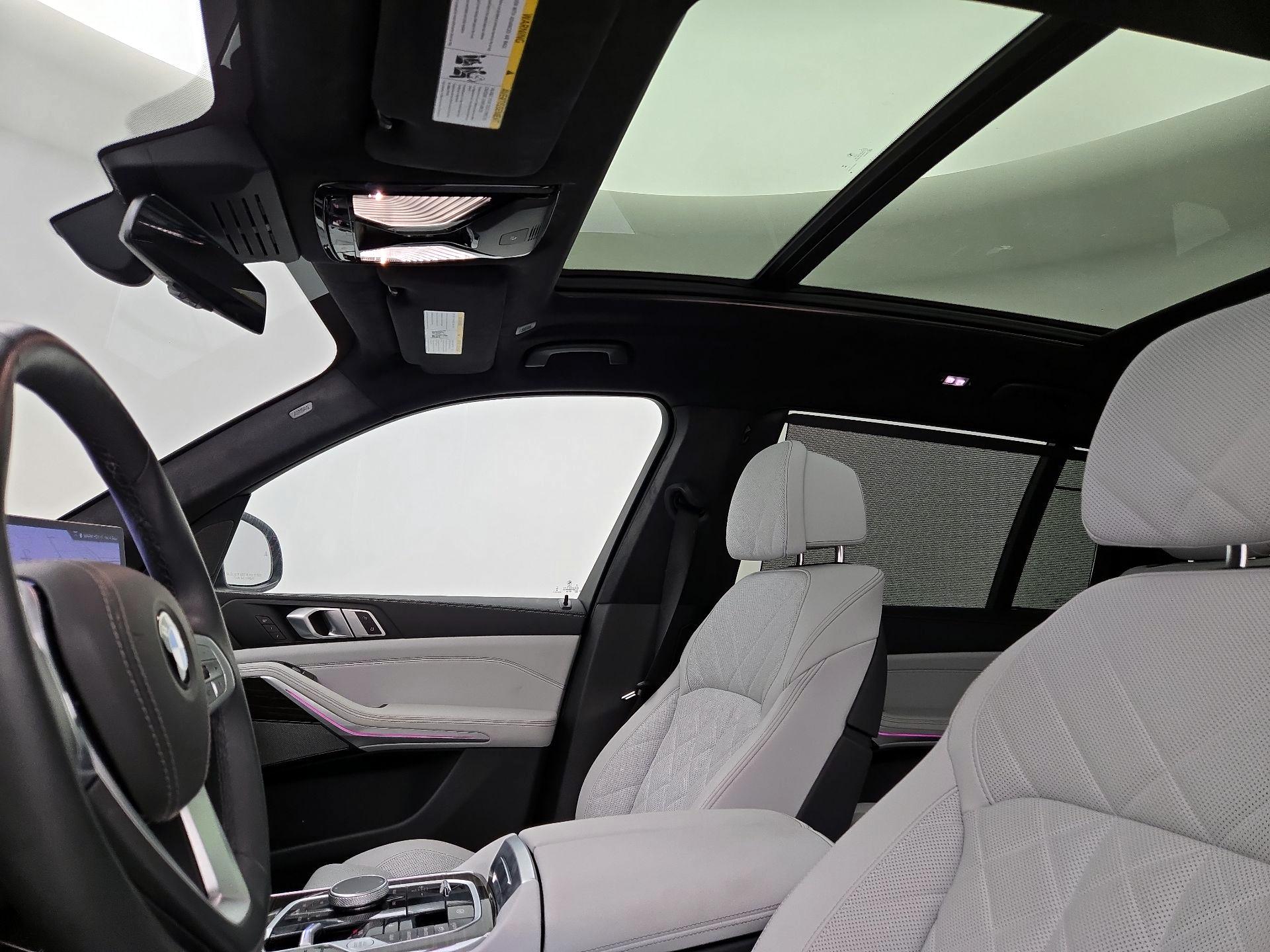 Thumbnail: 2024 BMW X7 - 19