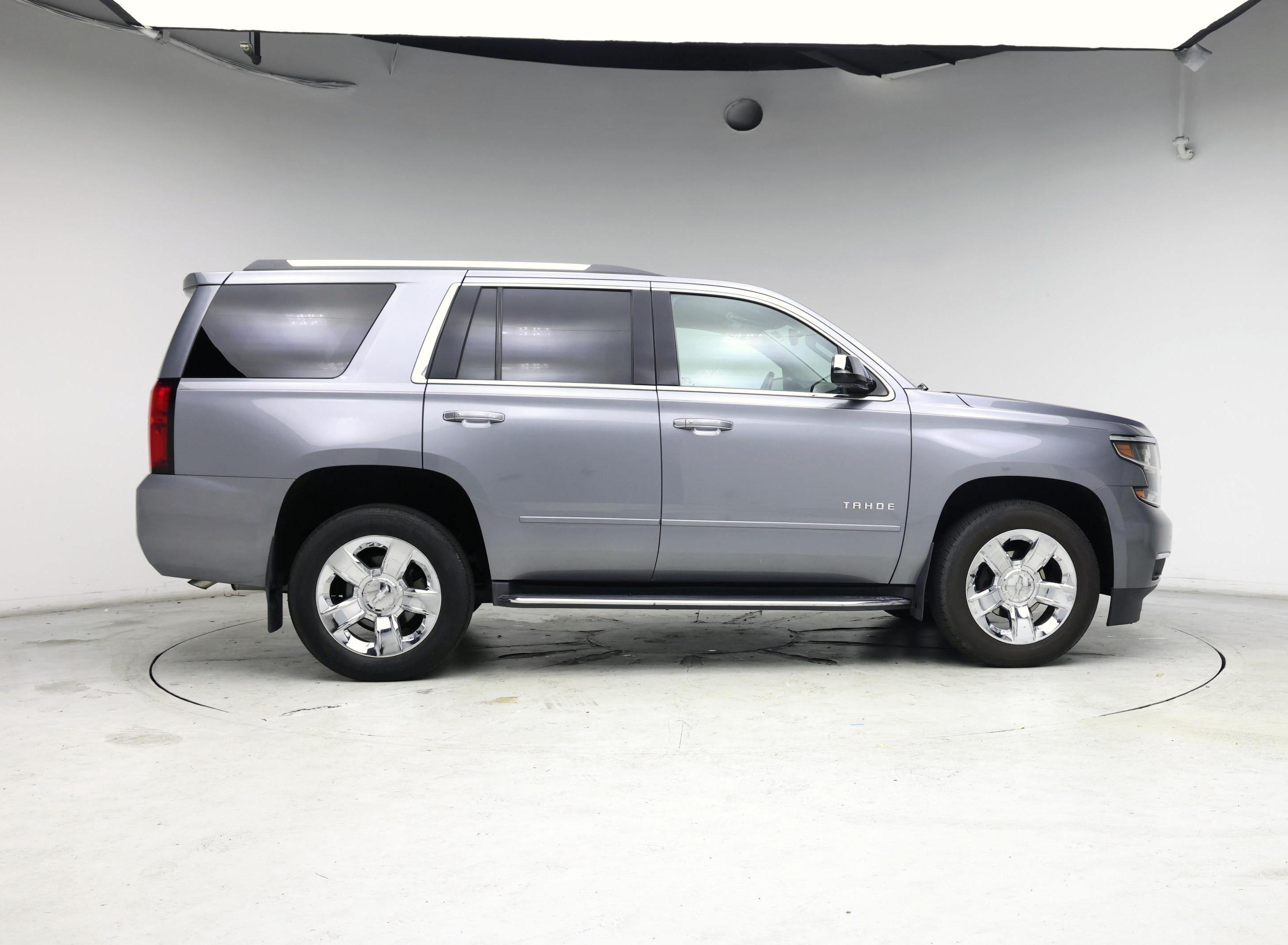 Thumbnail: 2020 Chevrolet Tahoe - 7