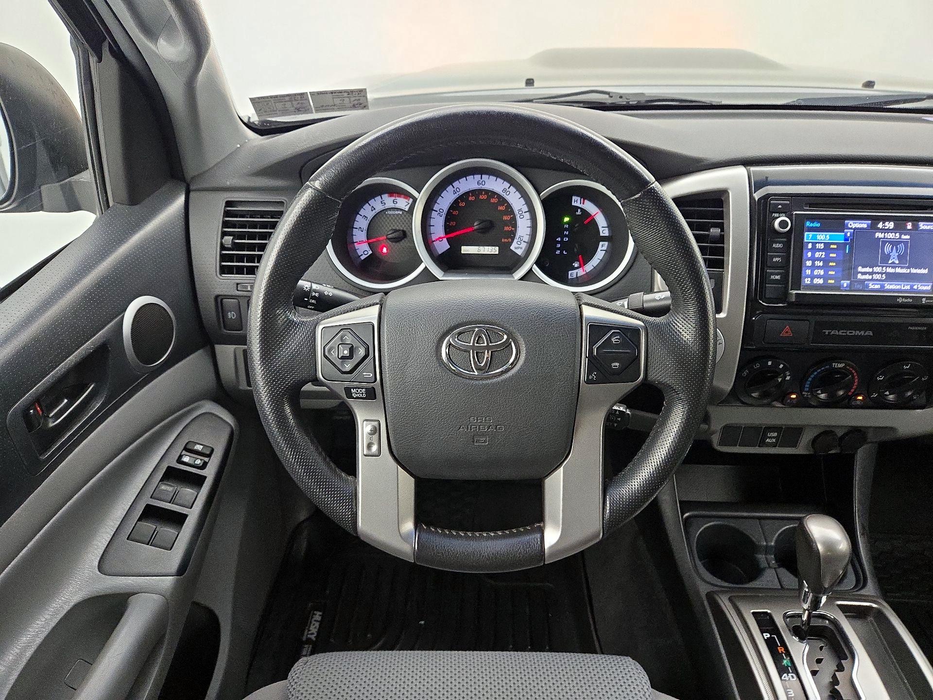 Thumbnail: 2015 Toyota Tacoma - 10