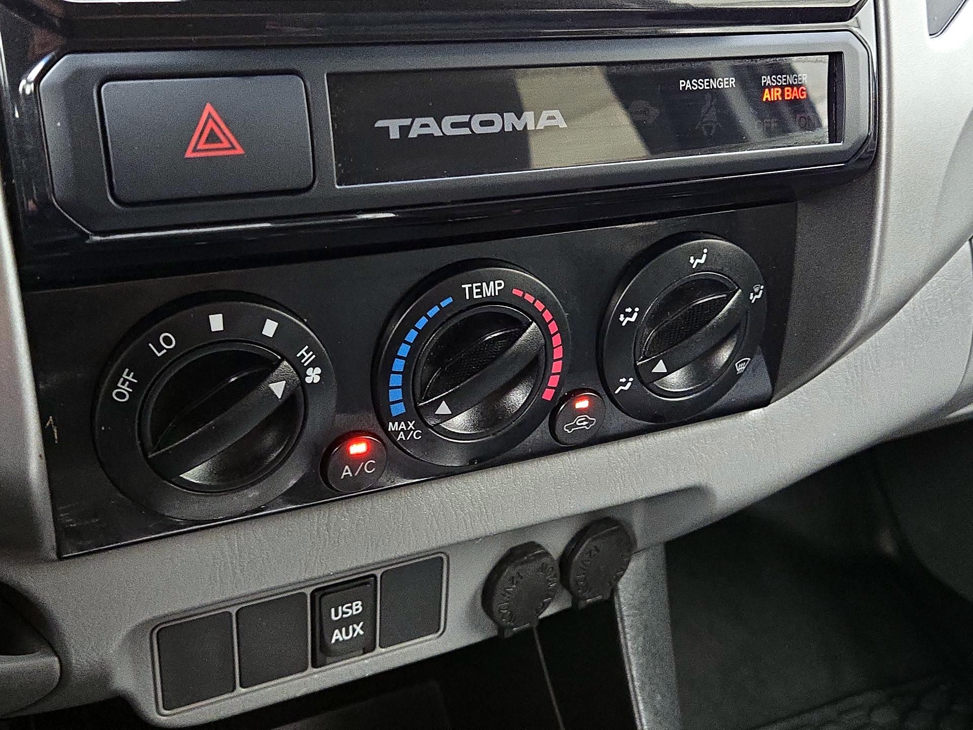 Thumbnail: 2015 Toyota Tacoma - 16
