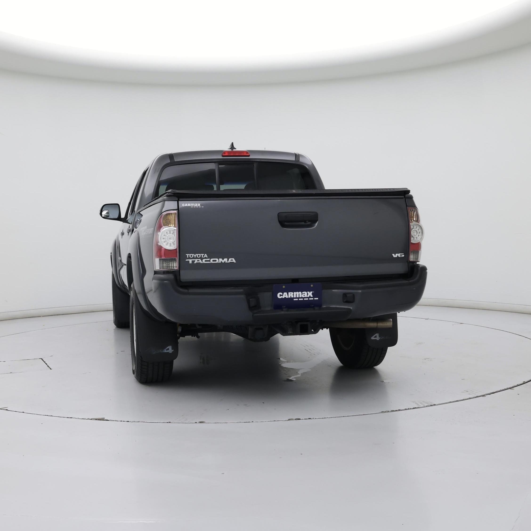Thumbnail: 2015 Toyota Tacoma - 6