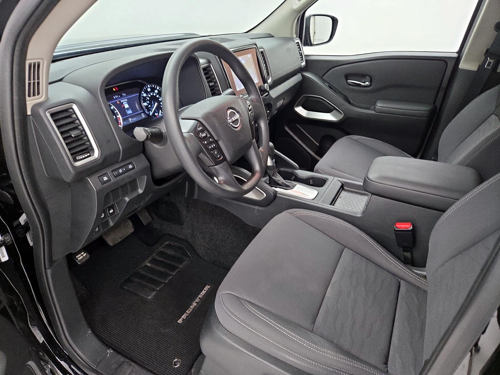 Thumbnail: 2022 Nissan Frontier - 11