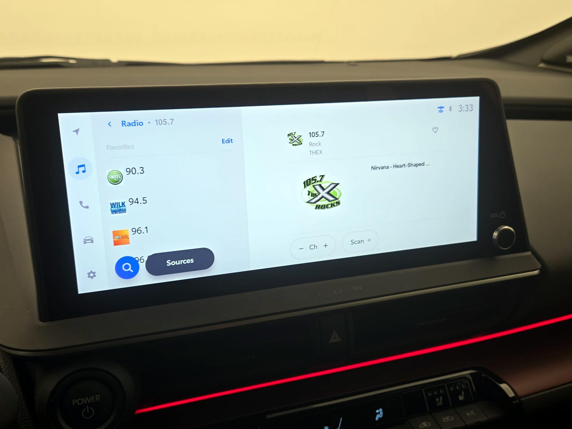 Thumbnail: 2024 Toyota Prius Prime - 16