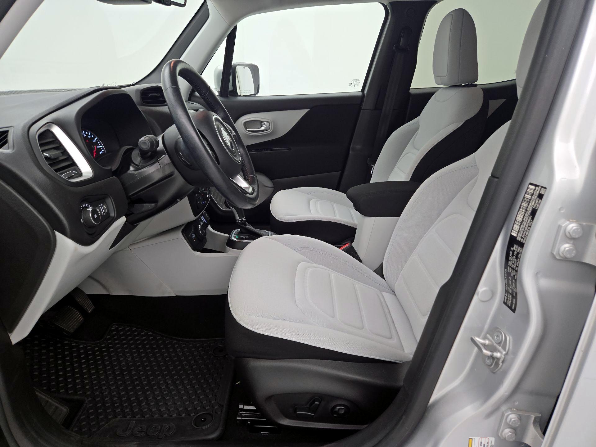 Thumbnail: 2021 Jeep Renegade - 11