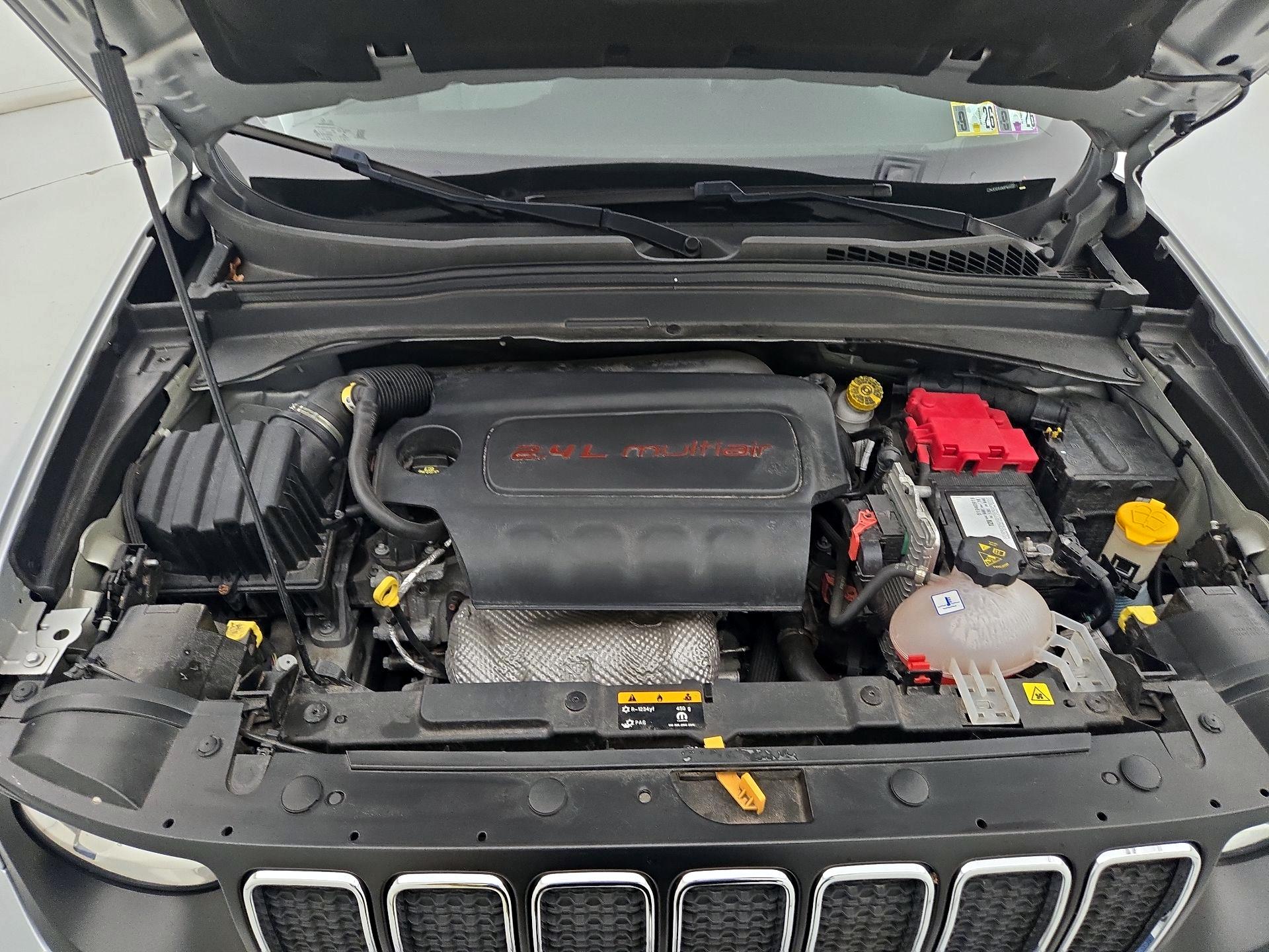 Thumbnail: 2021 Jeep Renegade - 20