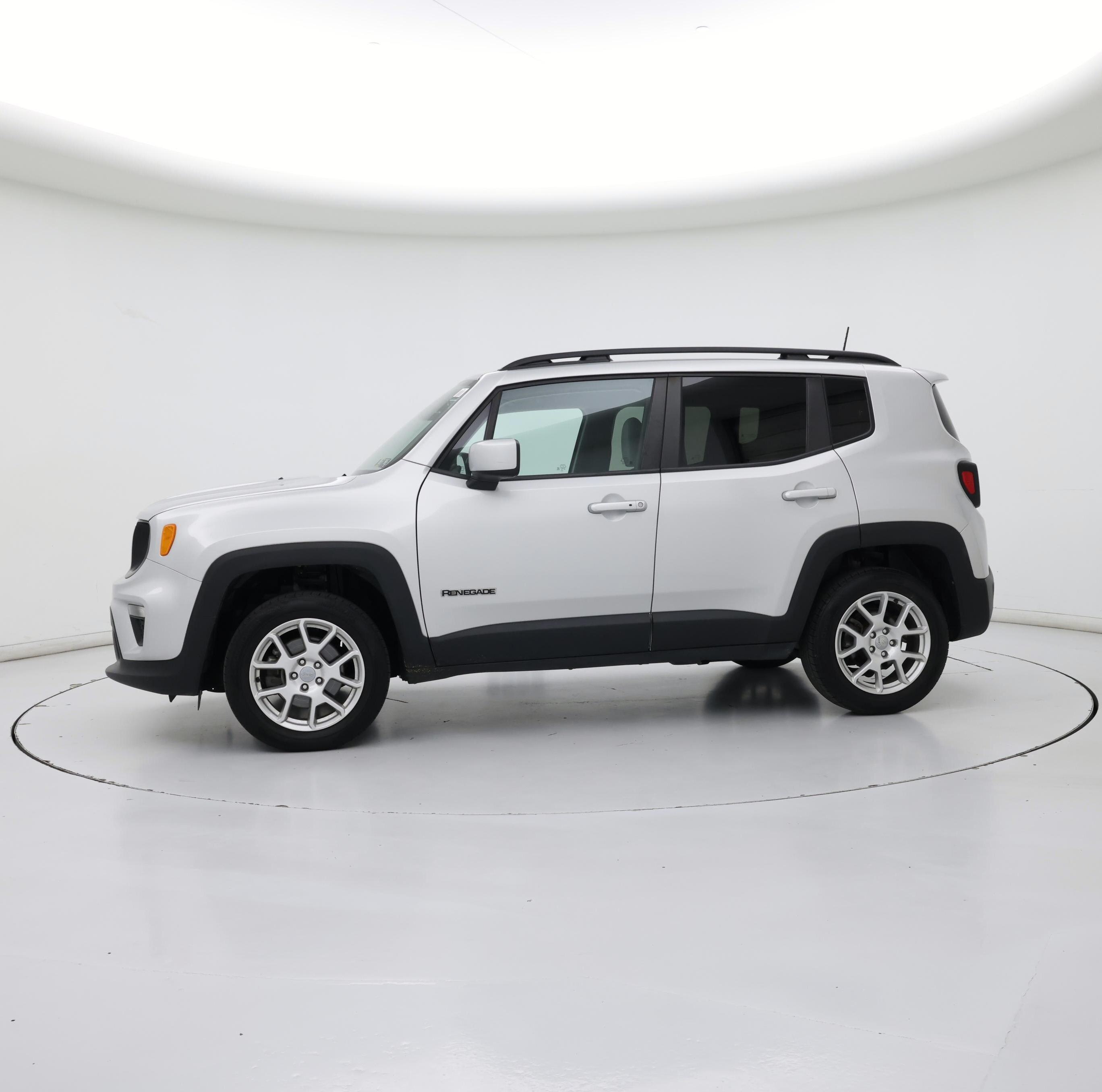 Thumbnail: 2021 Jeep Renegade - 3