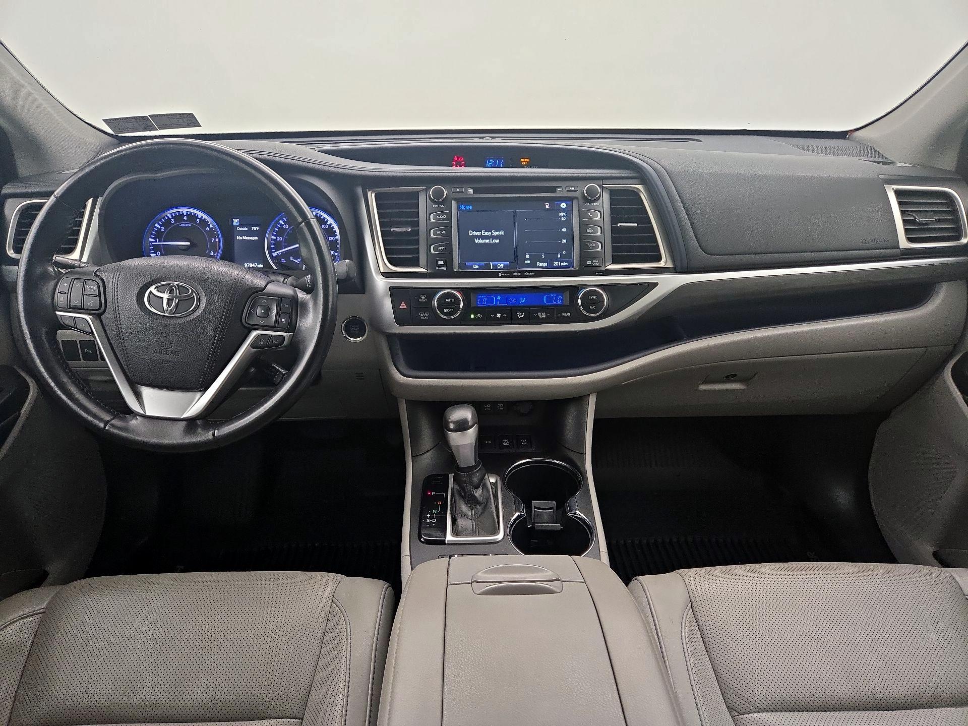 Thumbnail: 2018 Toyota Highlander - 9