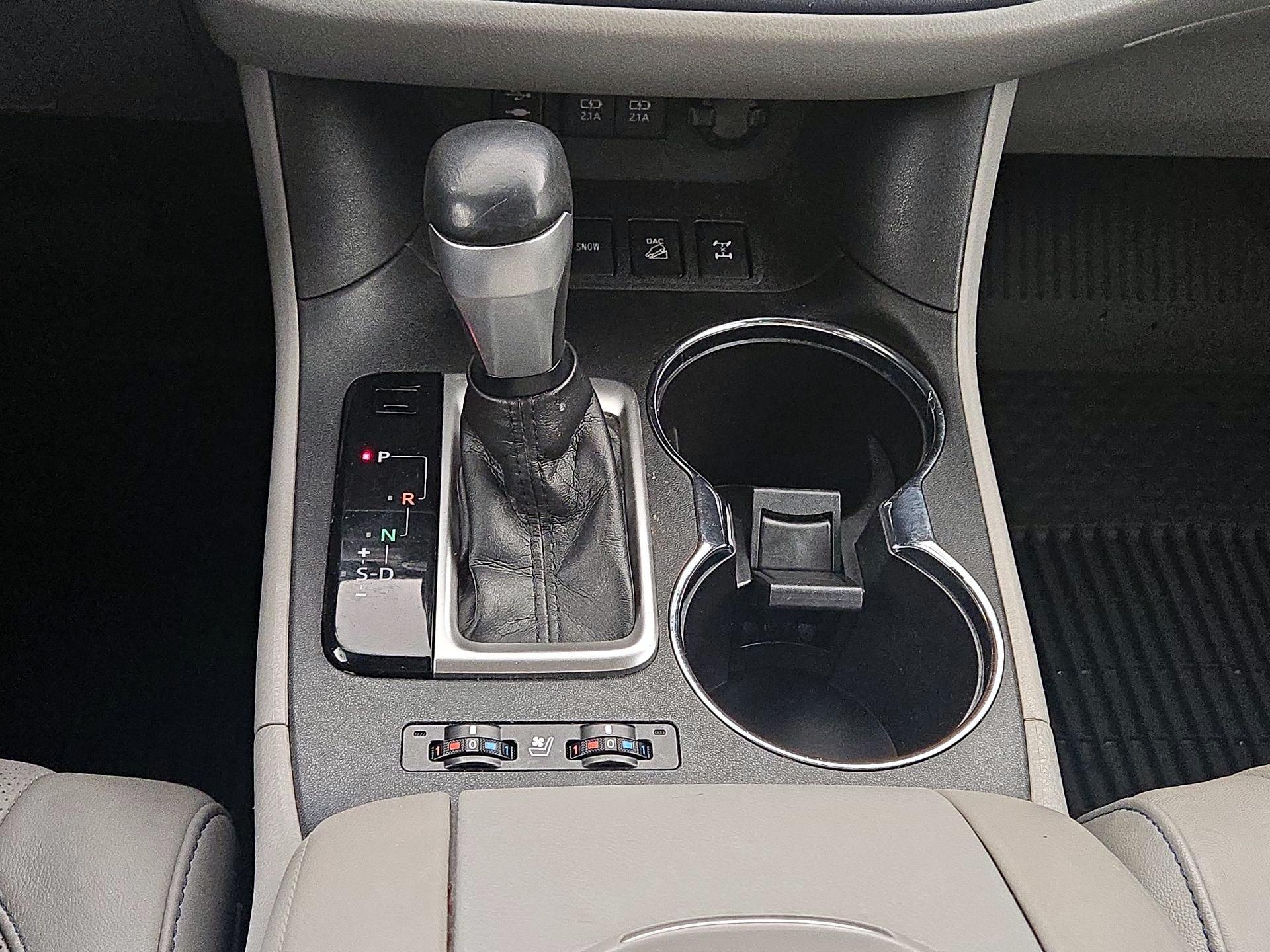 Thumbnail: 2018 Toyota Highlander - 17
