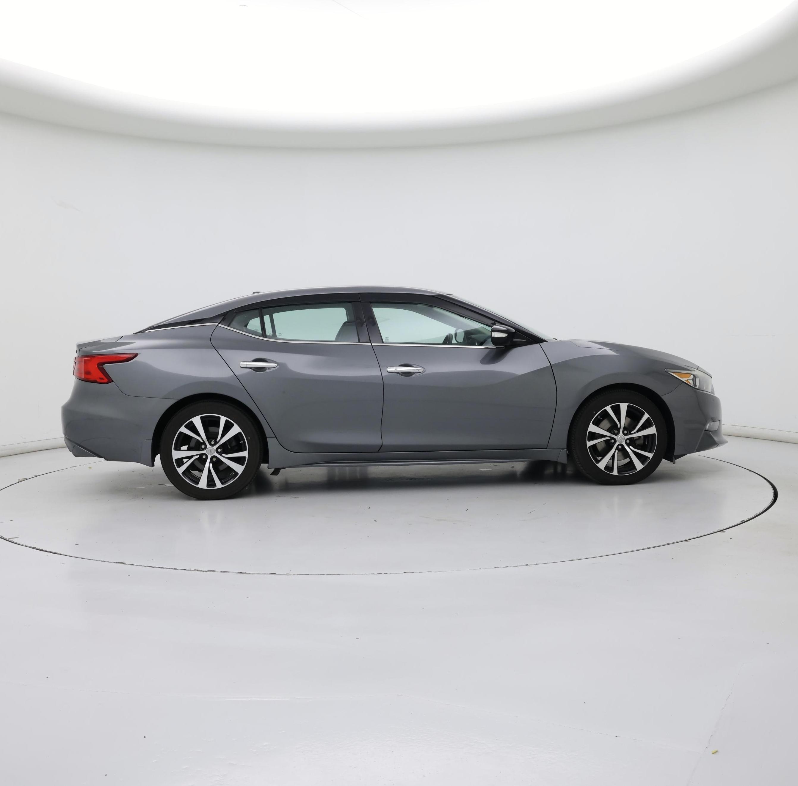 Thumbnail: 2017 Nissan Maxima - 7