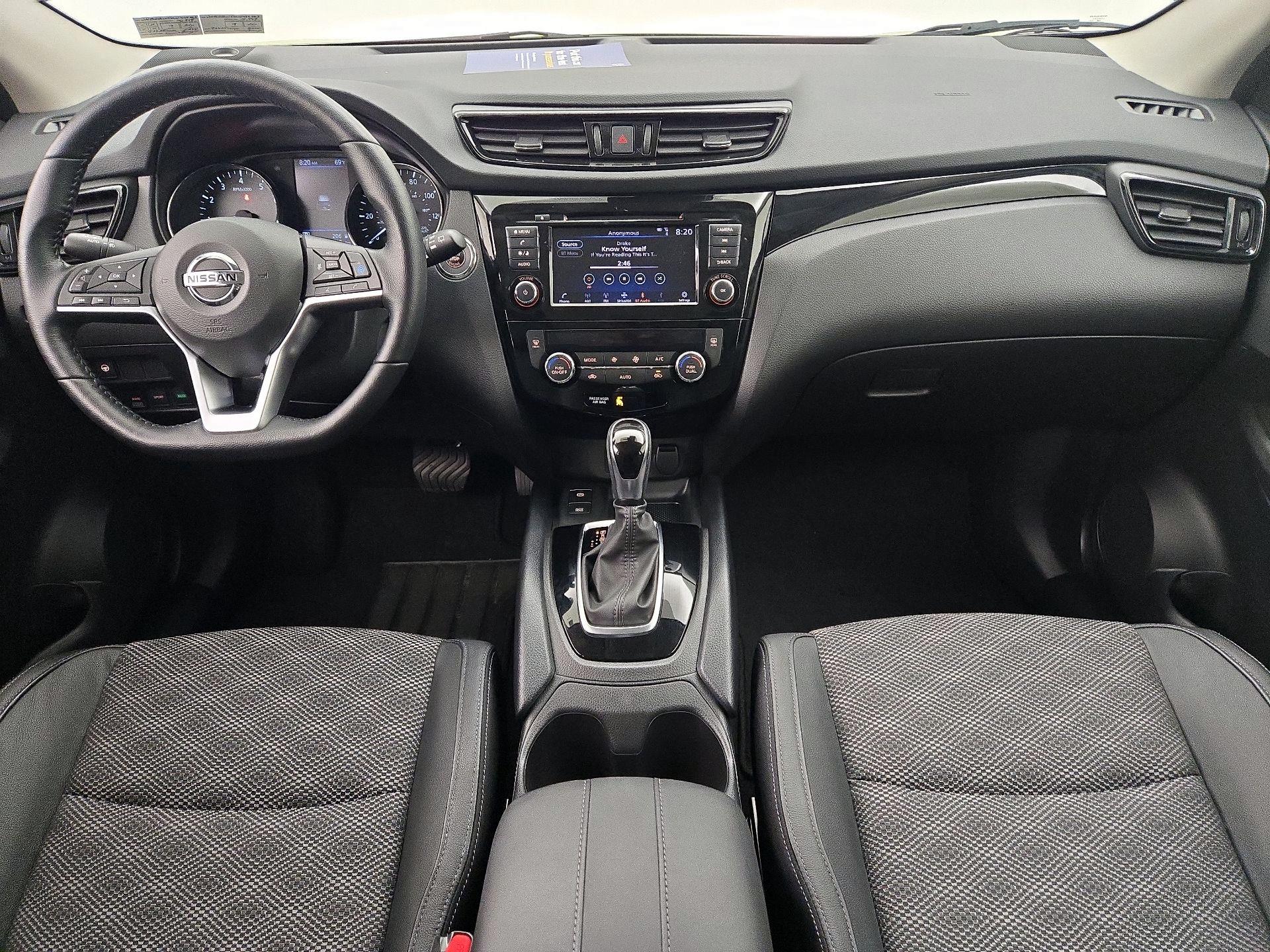 Thumbnail: 2021 Nissan Rogue Sport - 9
