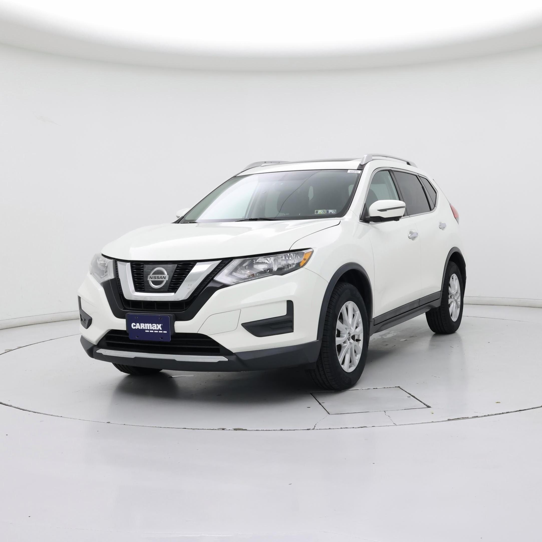 Thumbnail: 2017 Nissan Rogue - 4