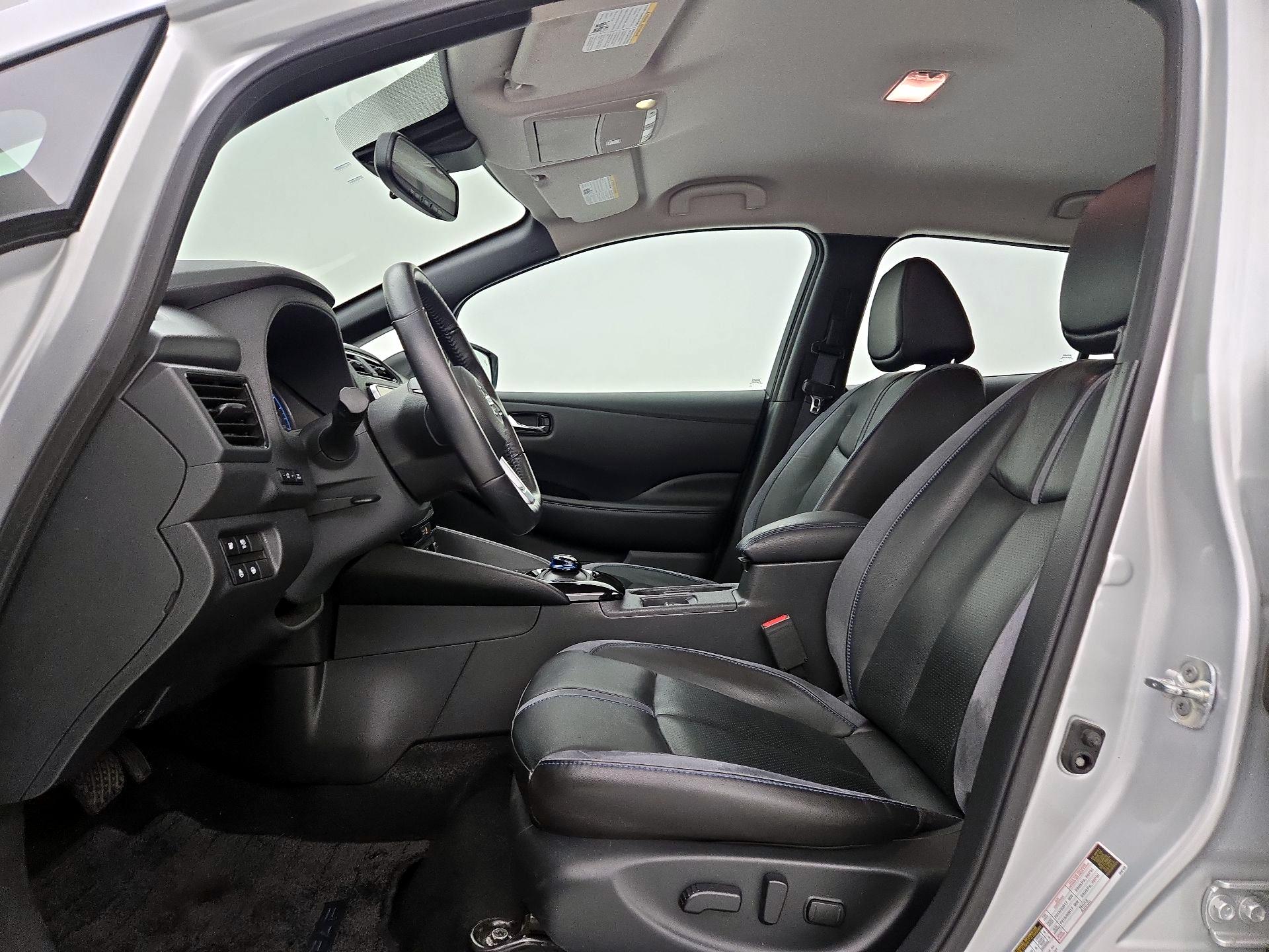 Thumbnail: 2019 Nissan Leaf - 11