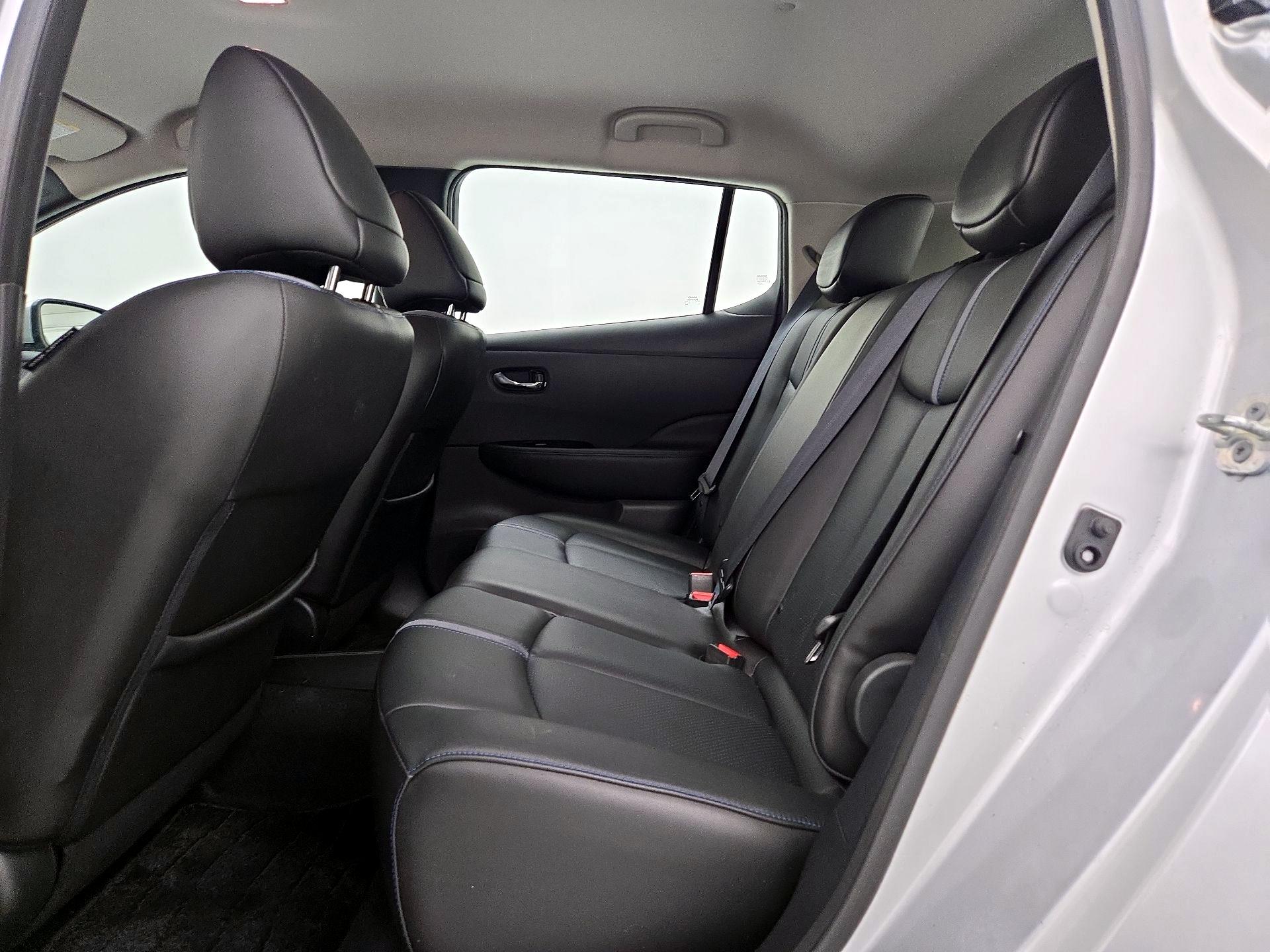 Thumbnail: 2019 Nissan Leaf - 19