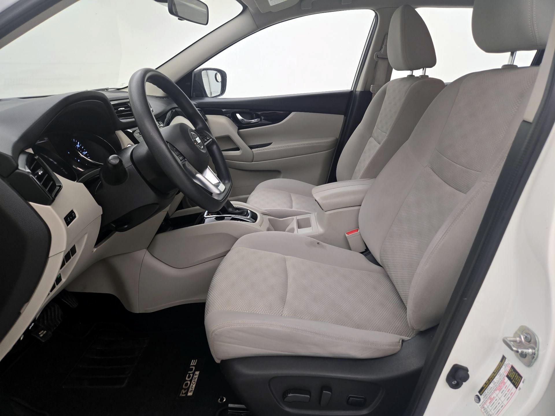Thumbnail: 2018 Nissan Rogue Sport - 11