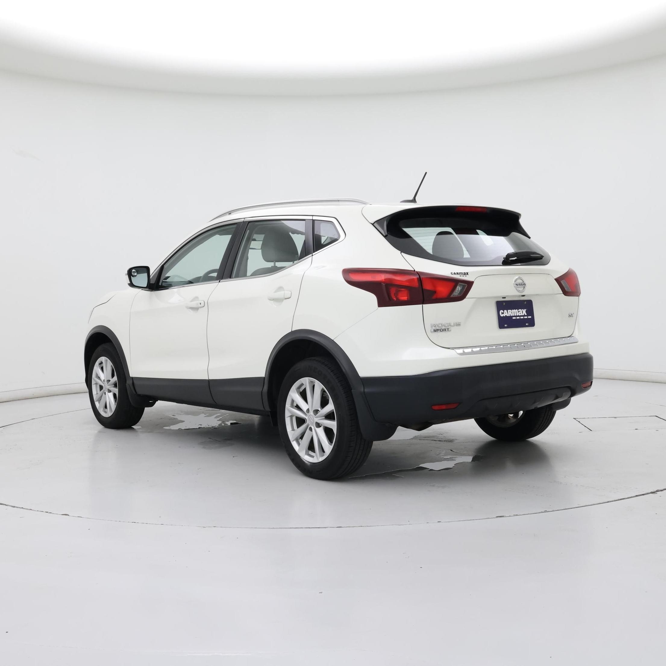 Thumbnail: 2018 Nissan Rogue Sport - 2