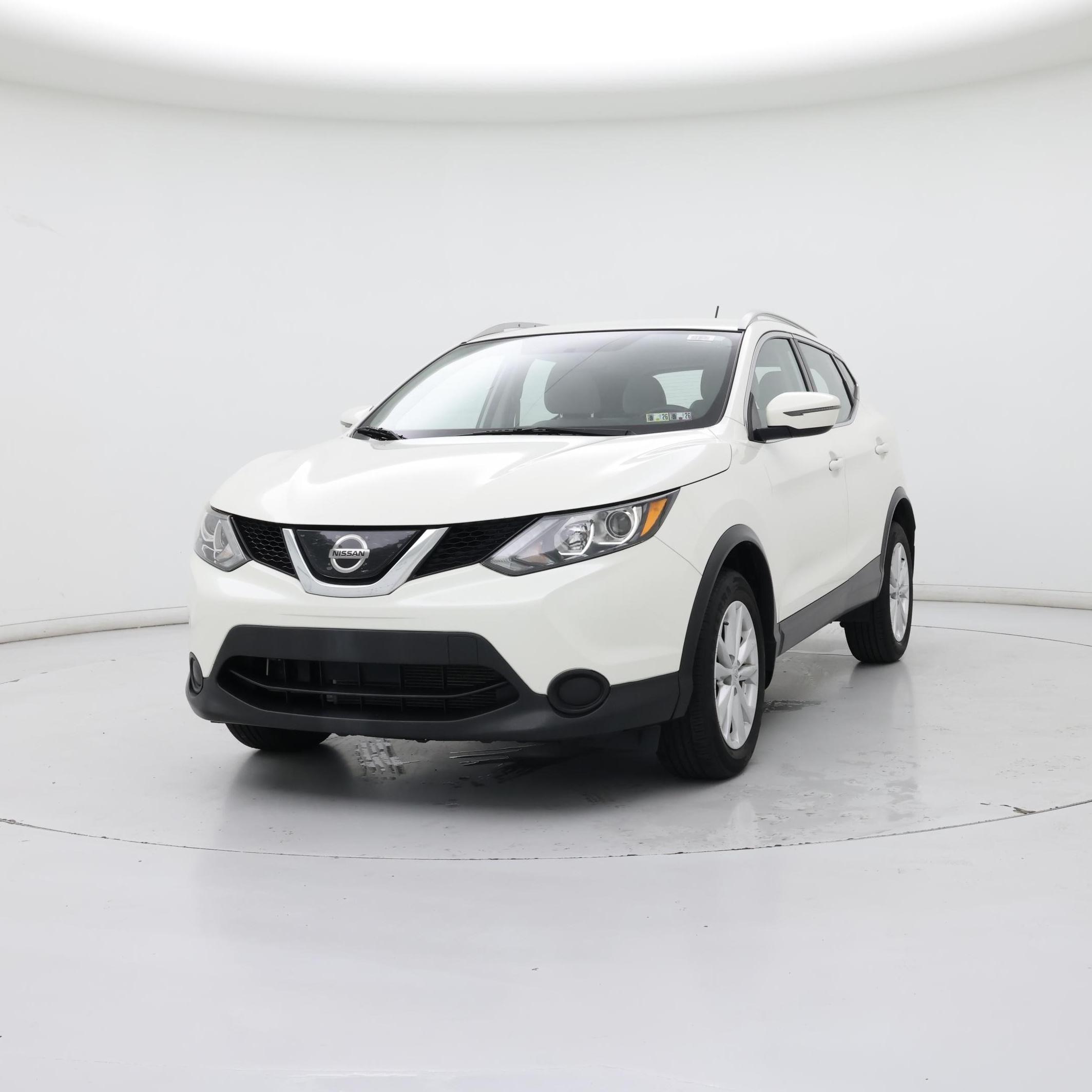 Thumbnail: 2018 Nissan Rogue Sport - 4