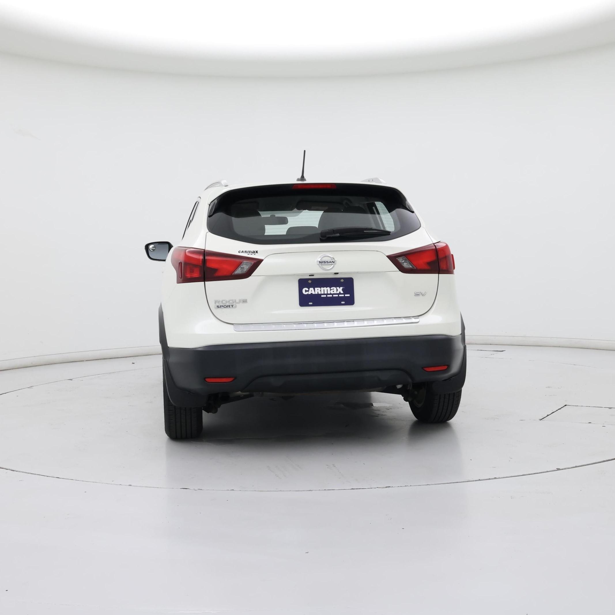 Thumbnail: 2018 Nissan Rogue Sport - 6