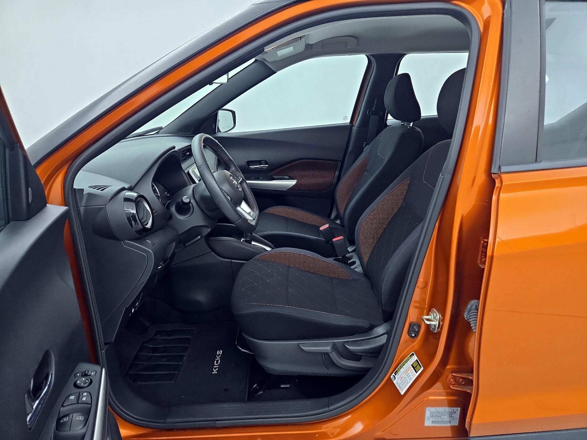 Thumbnail: 2019 Nissan Kicks - 11