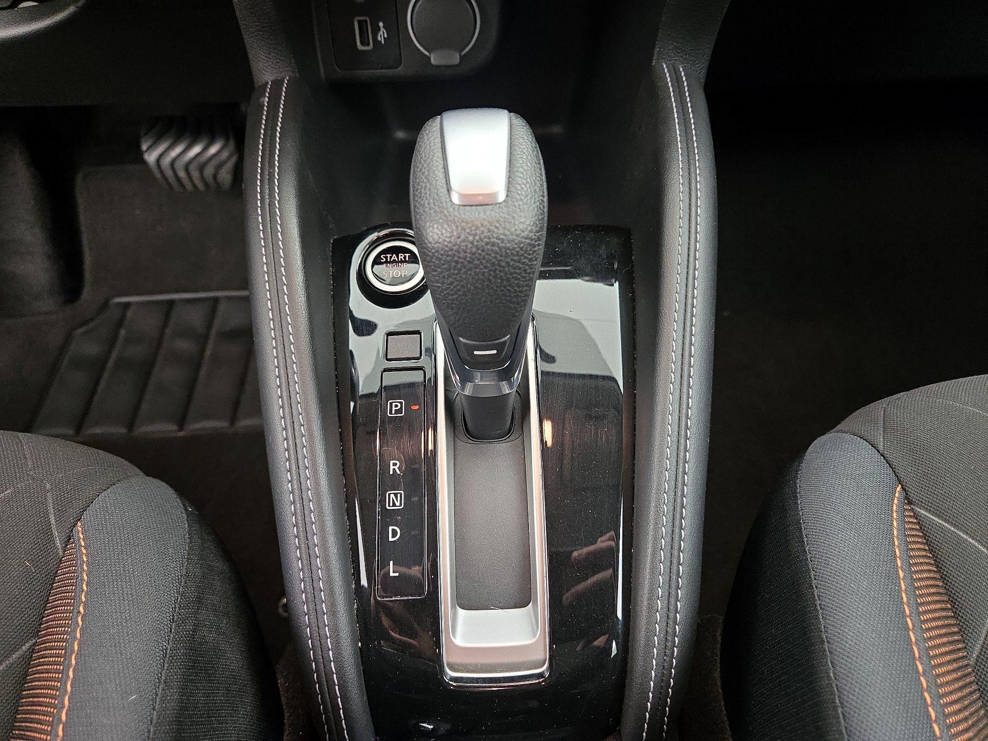 Thumbnail: 2019 Nissan Kicks - 16