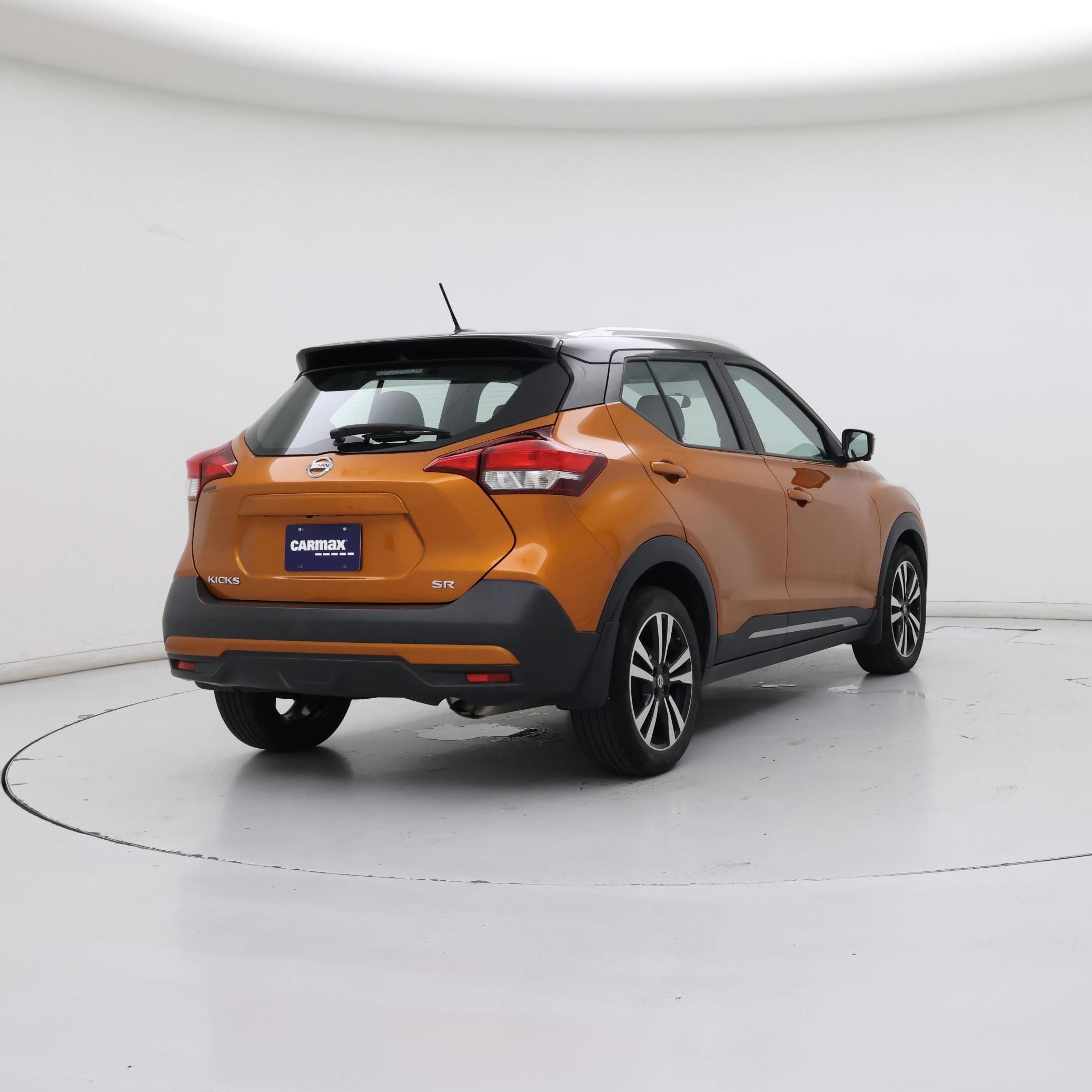 Thumbnail: 2019 Nissan Kicks - 8