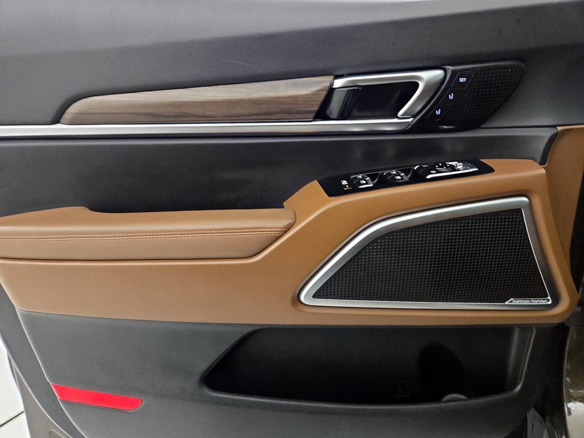 Thumbnail: 2022 Kia Telluride - 12