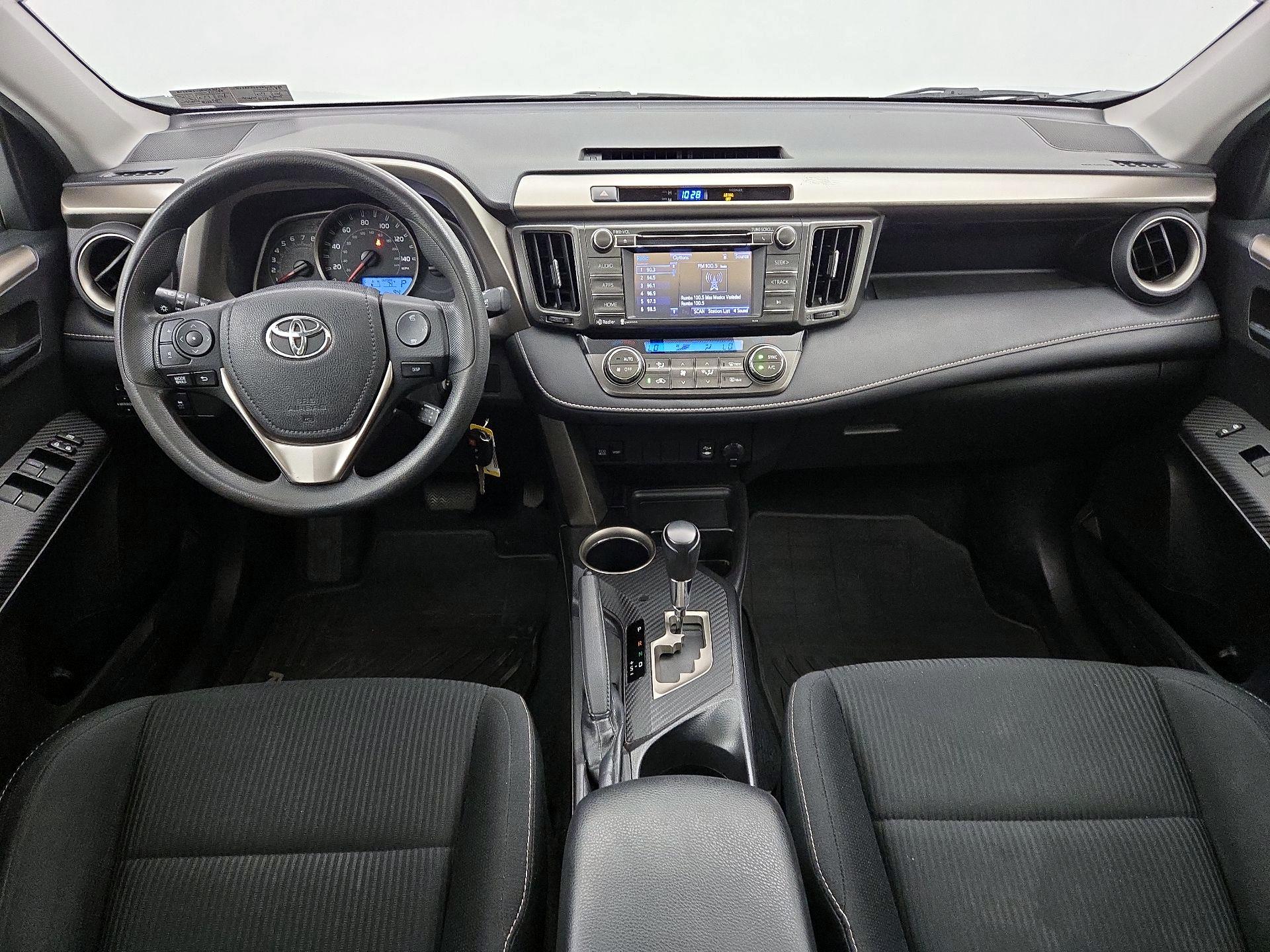 Thumbnail: 2014 Toyota RAV4 - 9