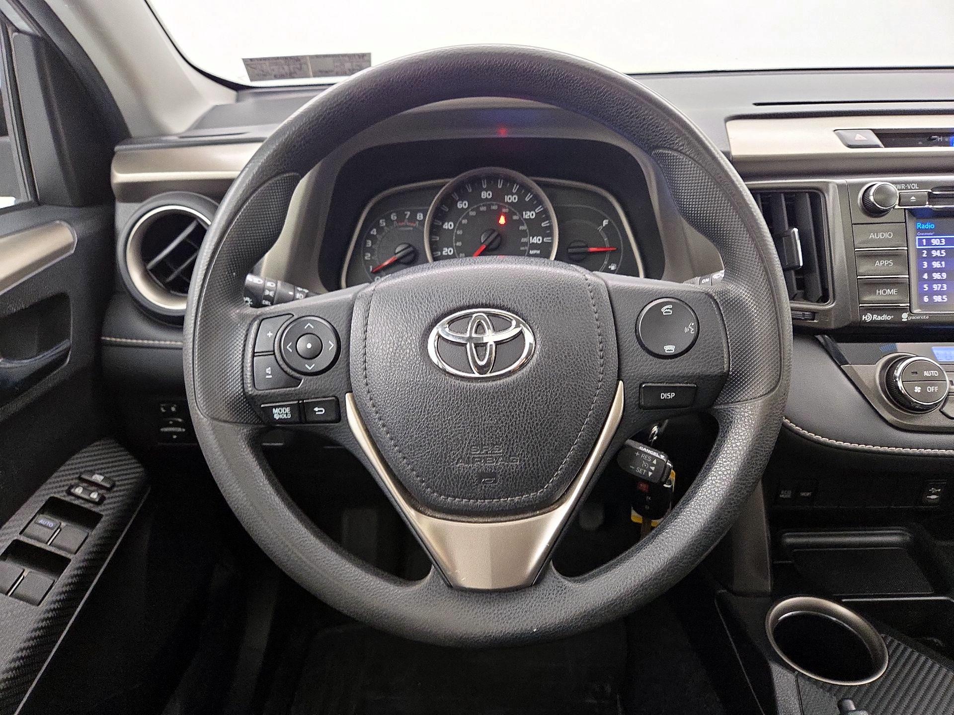 Thumbnail: 2014 Toyota RAV4 - 10
