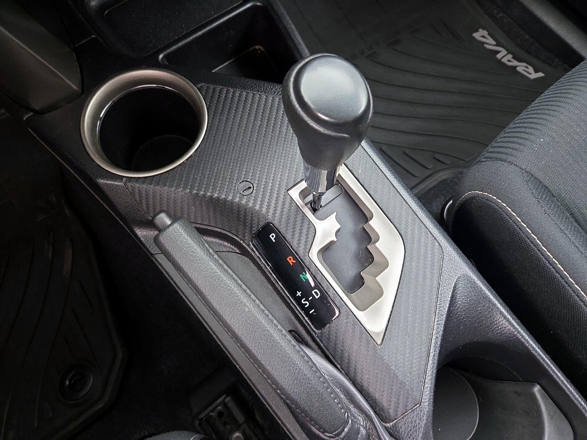 Thumbnail: 2014 Toyota RAV4 - 17
