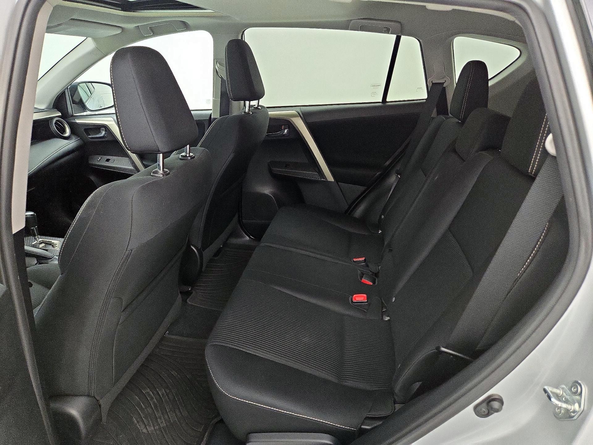Thumbnail: 2014 Toyota RAV4 - 20