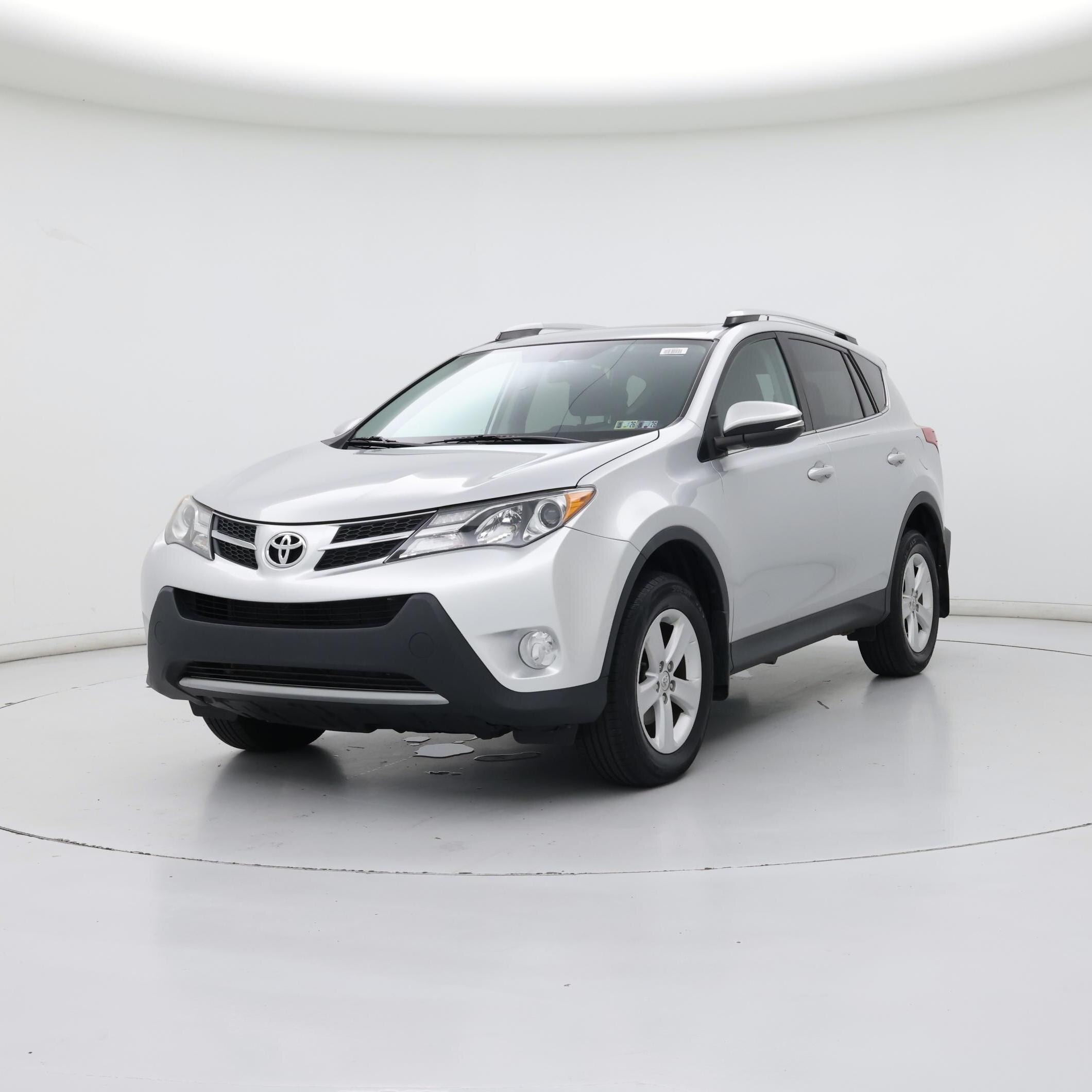 Thumbnail: 2014 Toyota RAV4 - 4