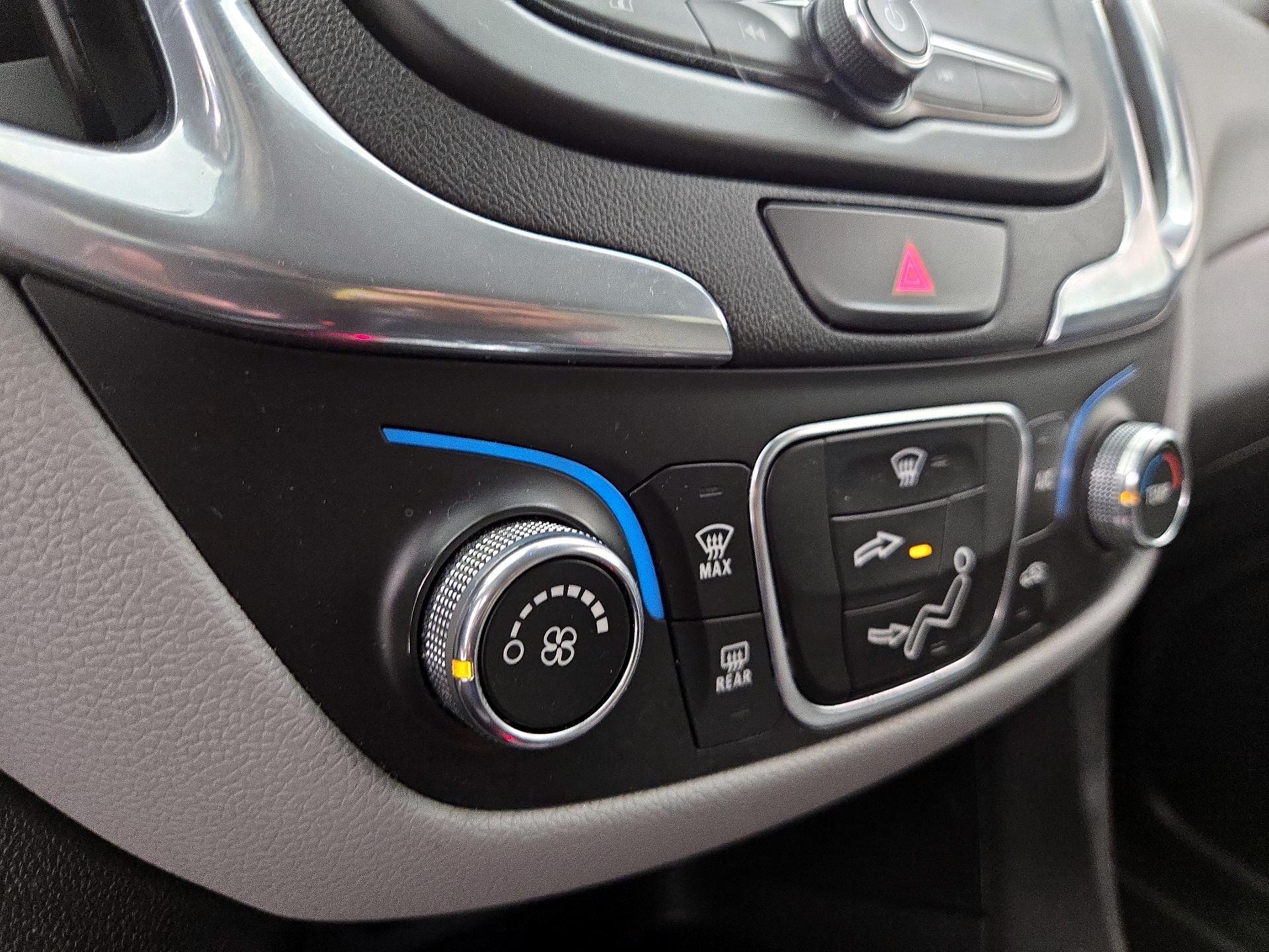 Thumbnail: 2020 Chevrolet Equinox - 16