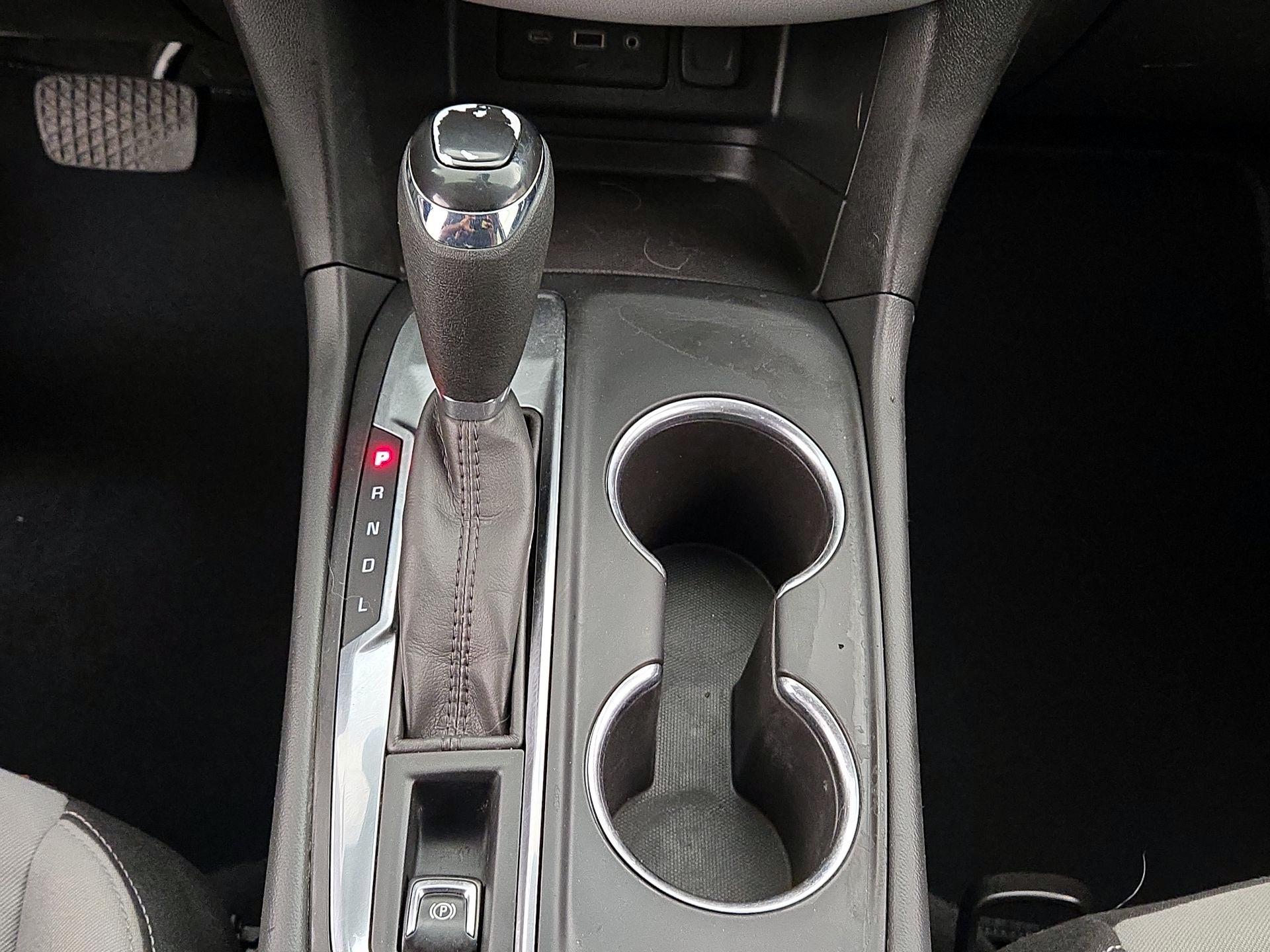 Thumbnail: 2020 Chevrolet Equinox - 17