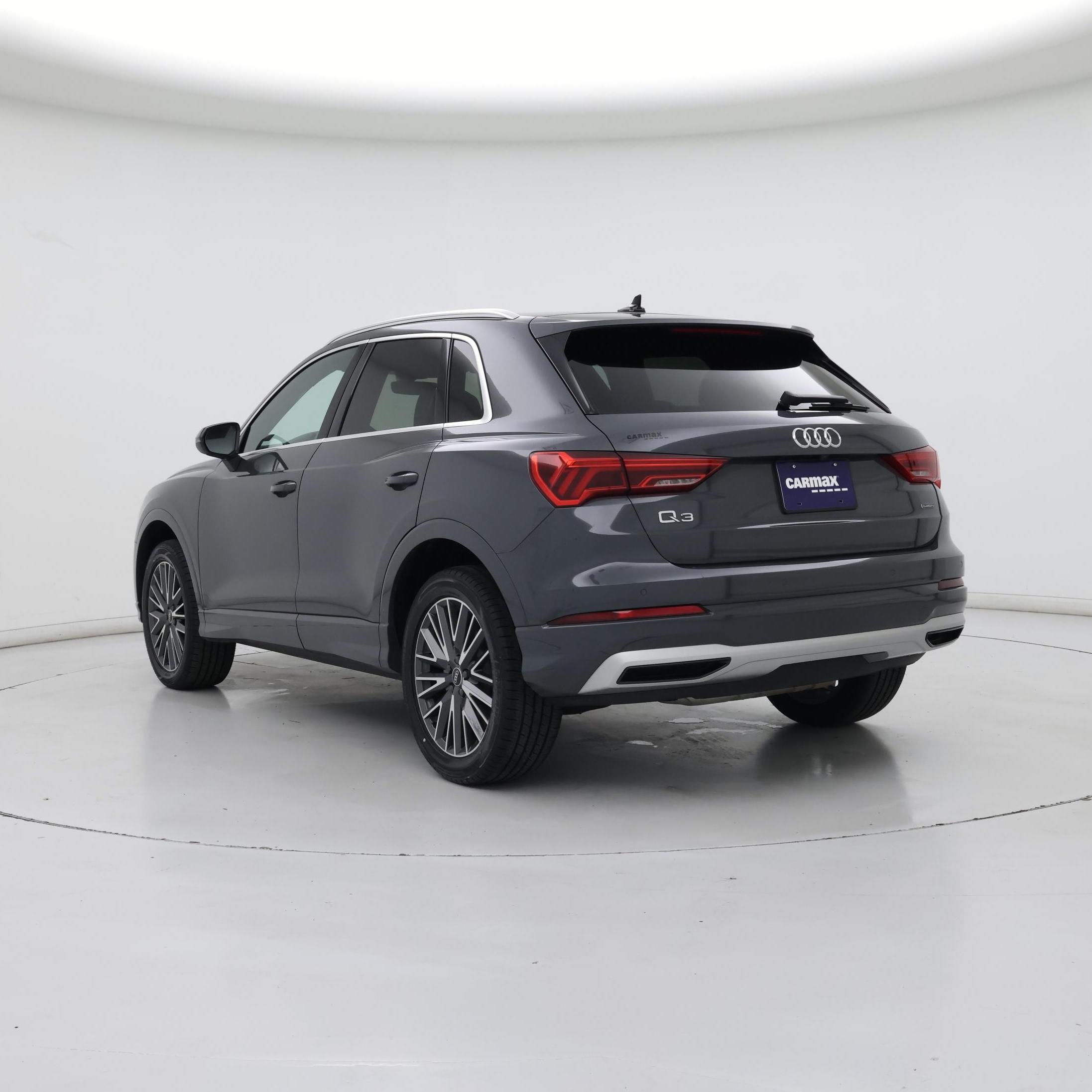 Thumbnail: 2021 Audi Q3 - 2