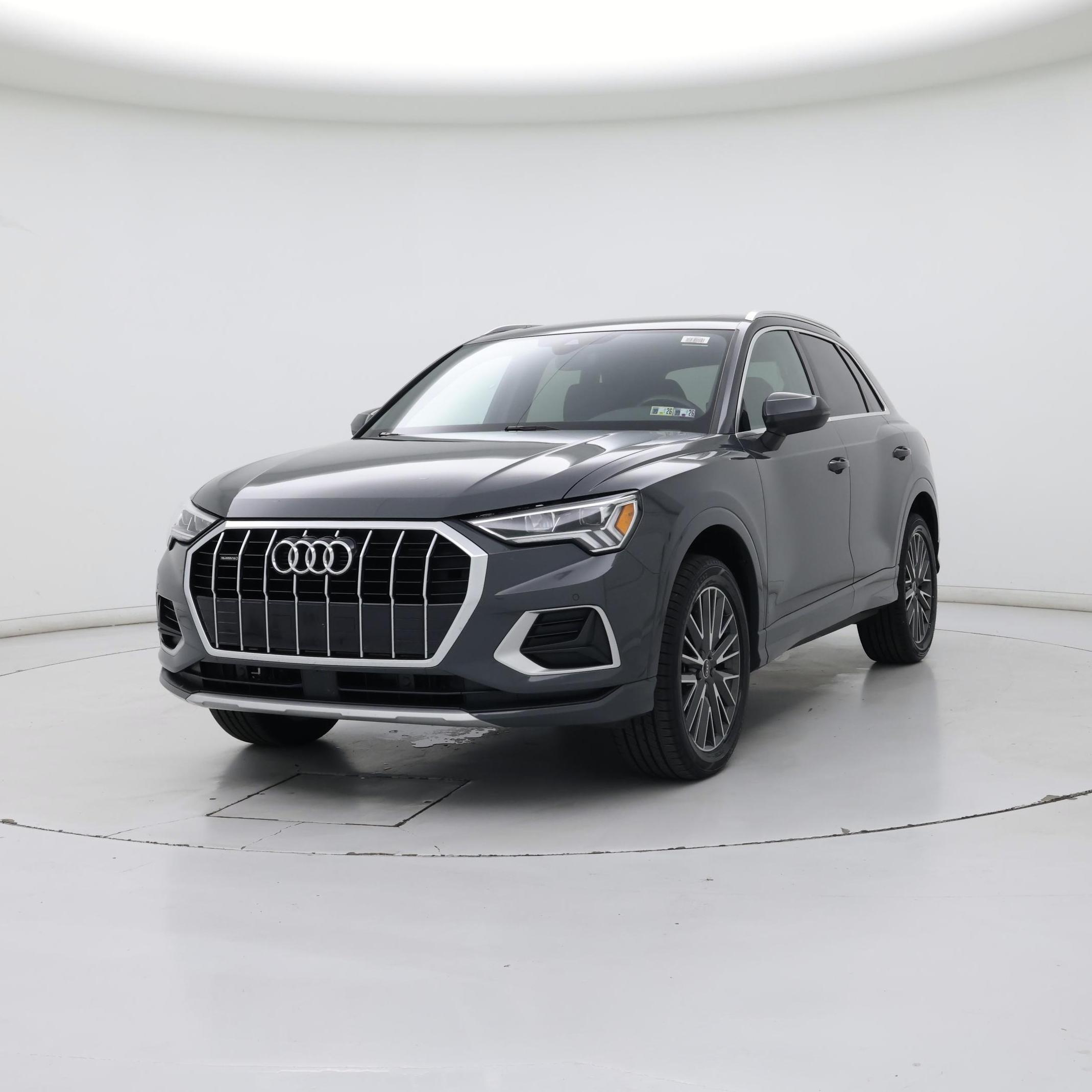 Thumbnail: 2021 Audi Q3 - 4