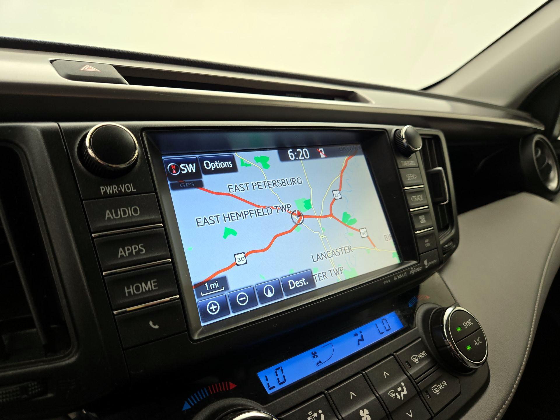 Thumbnail: 2016 Toyota RAV4 - 14