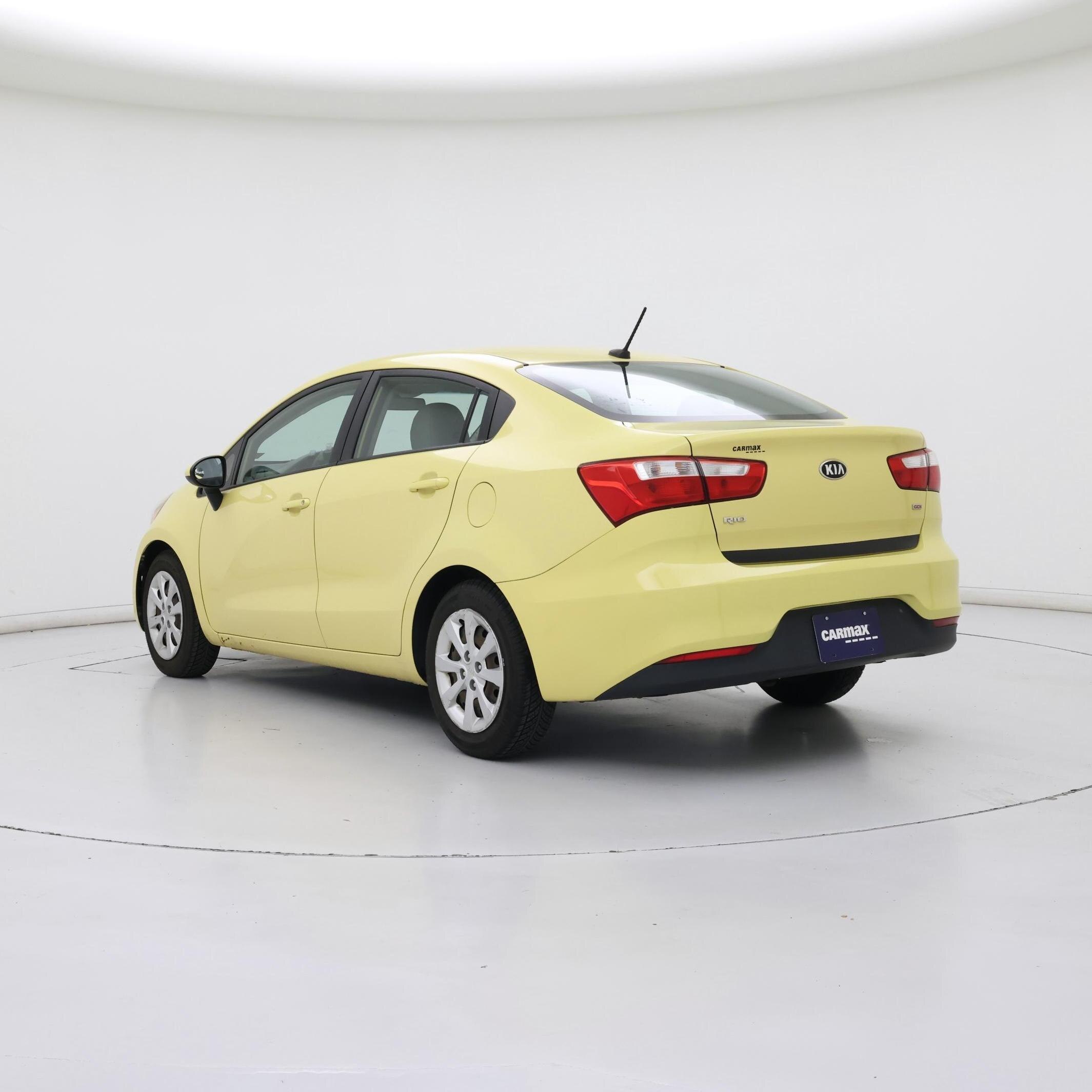Thumbnail: 2016 Kia Rio - 2