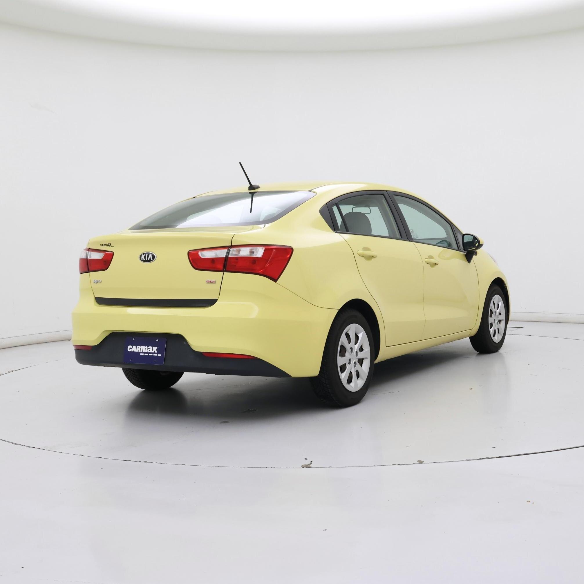 Thumbnail: 2016 Kia Rio - 8