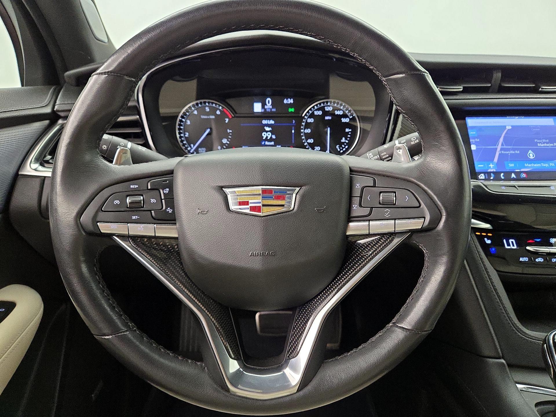 Thumbnail: 2020 Cadillac XT6 - 10