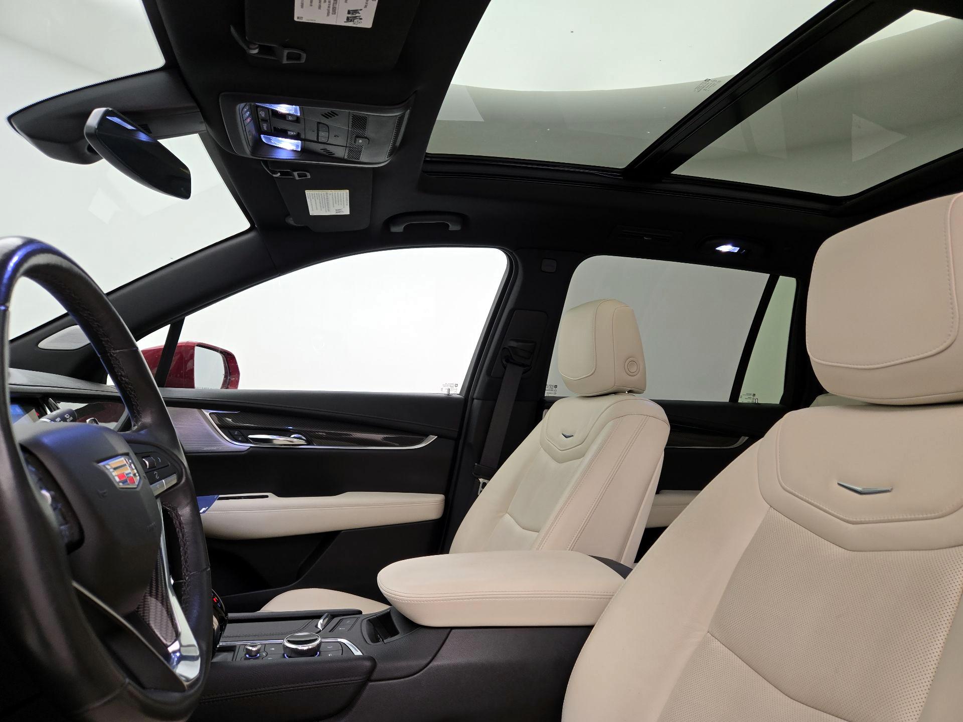 Thumbnail: 2020 Cadillac XT6 - 19