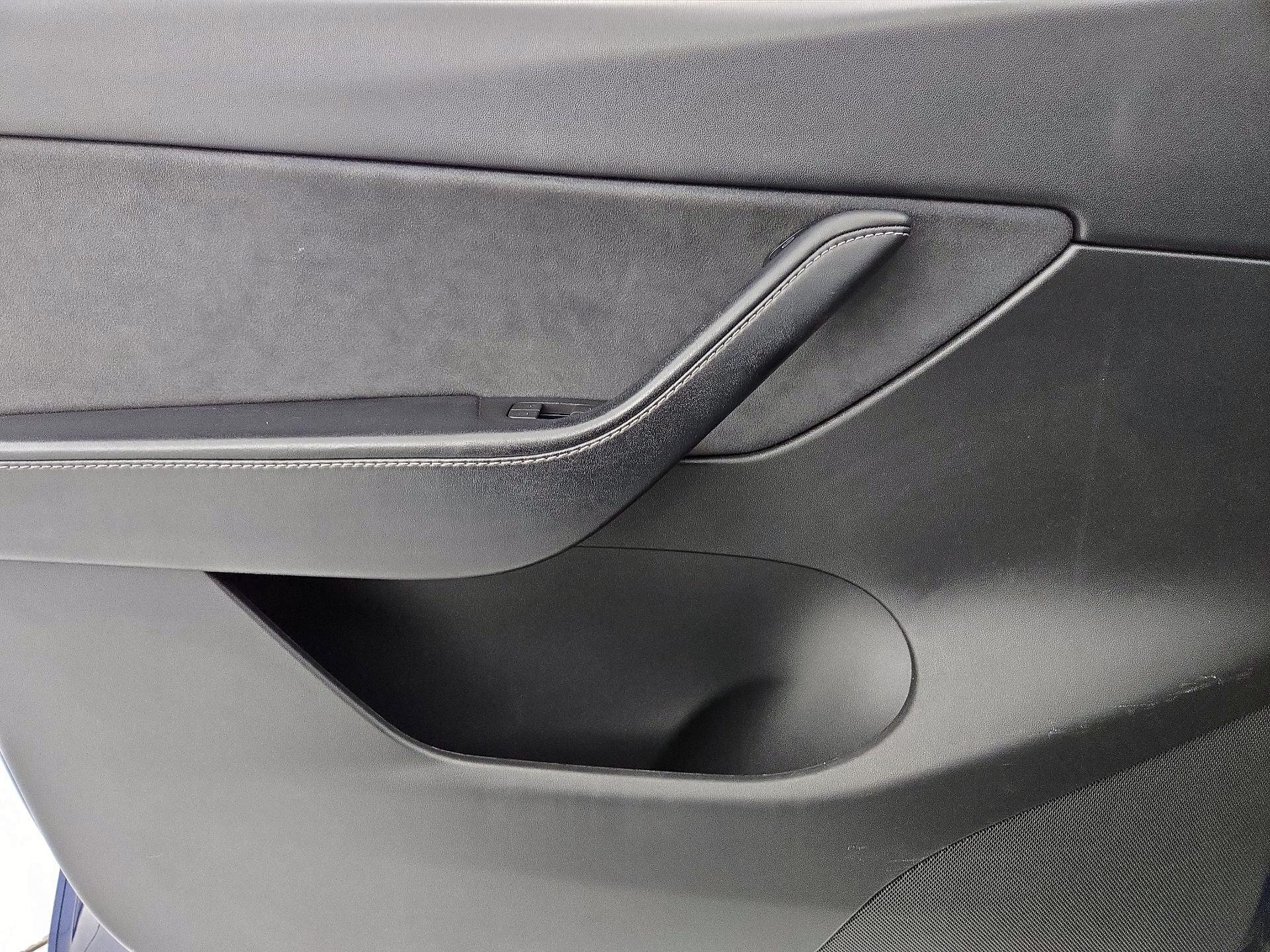 Thumbnail: 2022 Tesla Model Y - 12