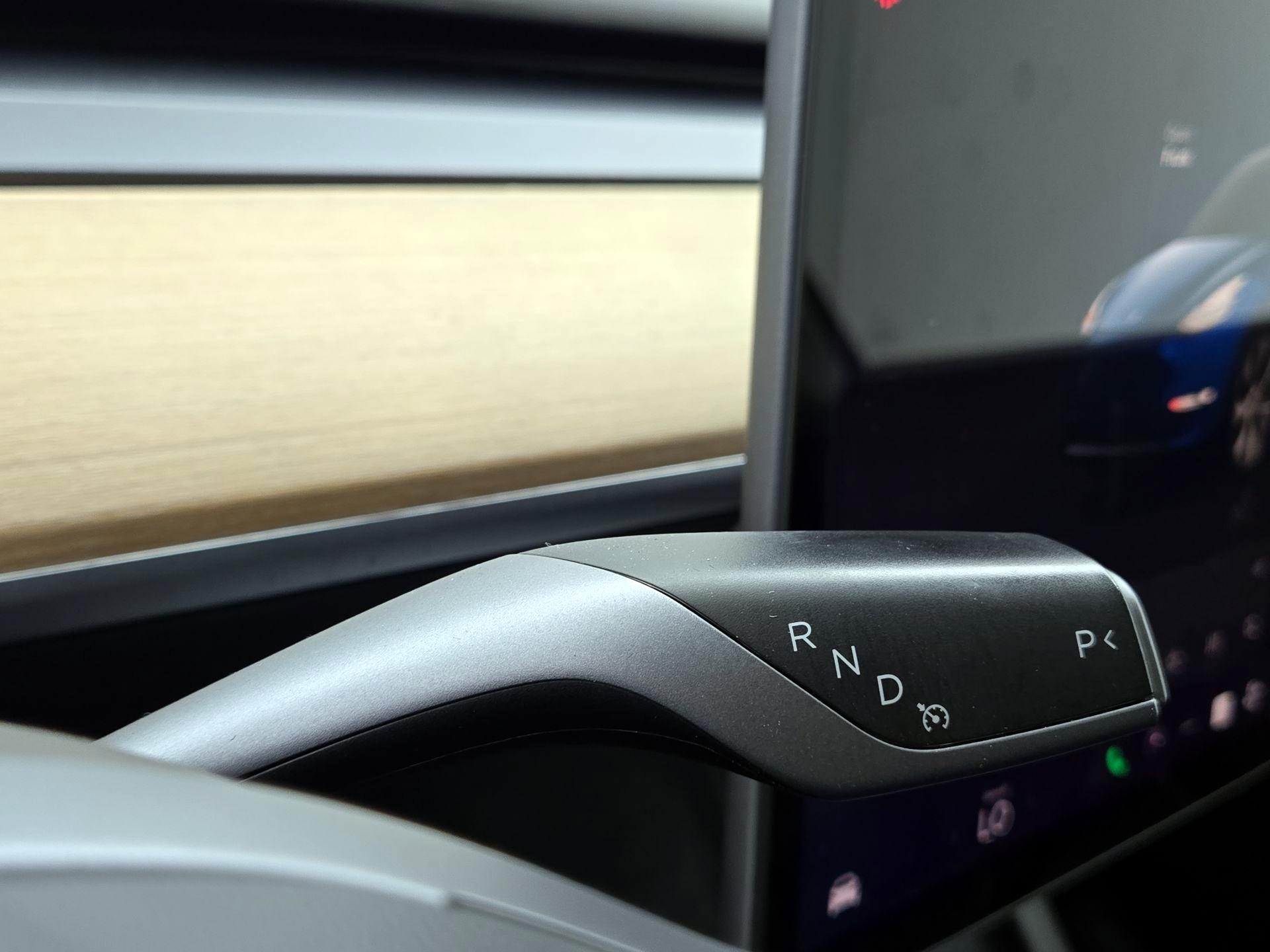 Thumbnail: 2022 Tesla Model Y - 17
