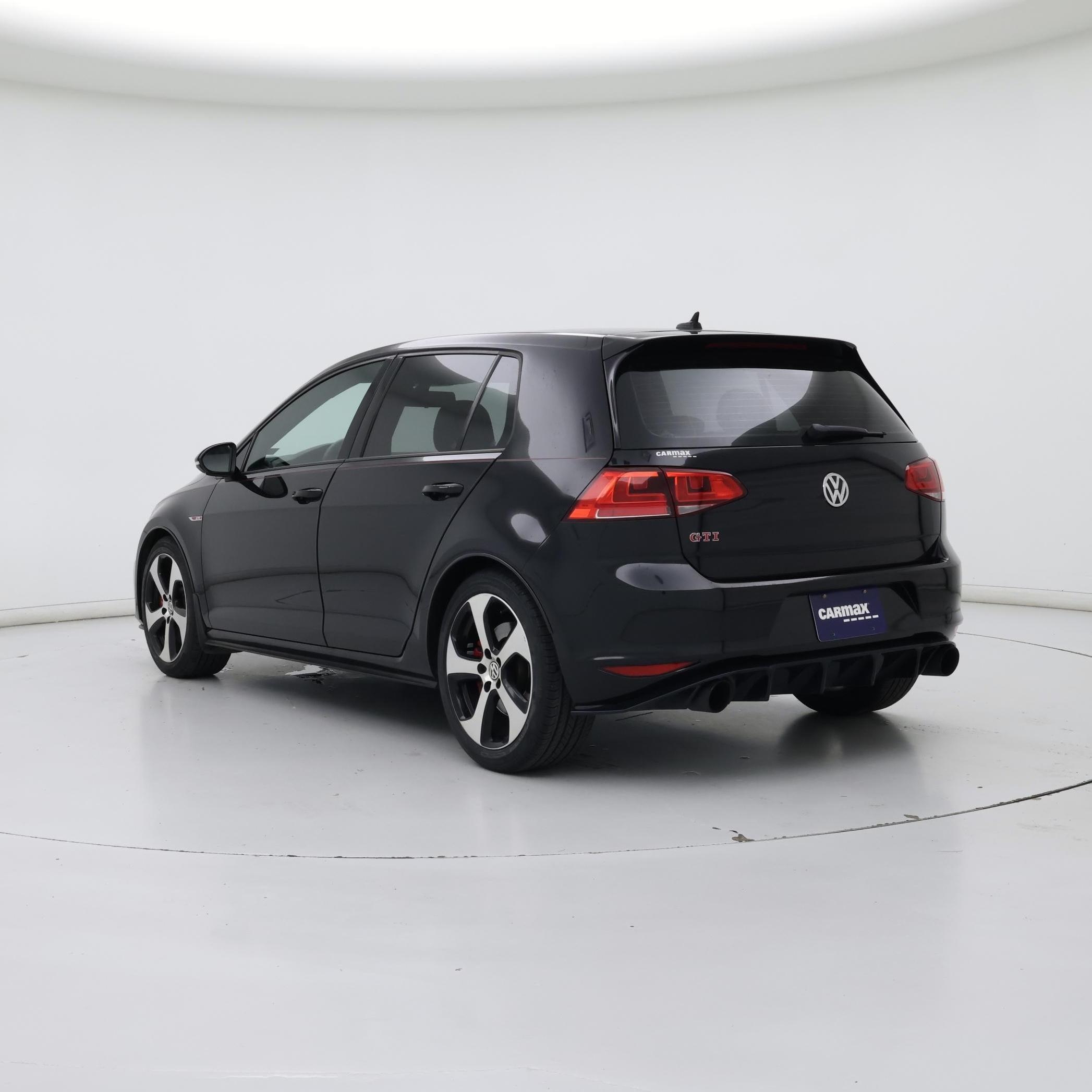 Thumbnail: 2016 Volkswagen Golf - 2
