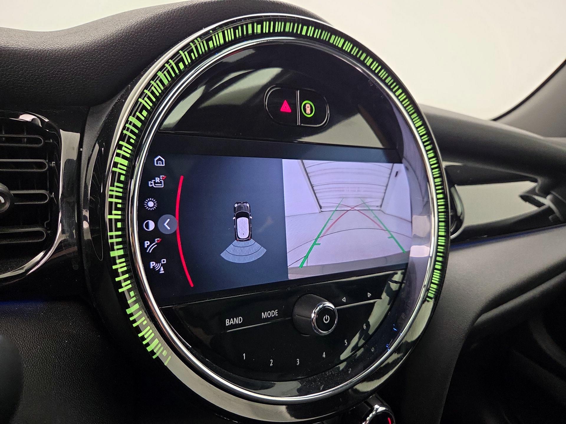 Thumbnail: 2022 MINI Cooper Hardtop - 14