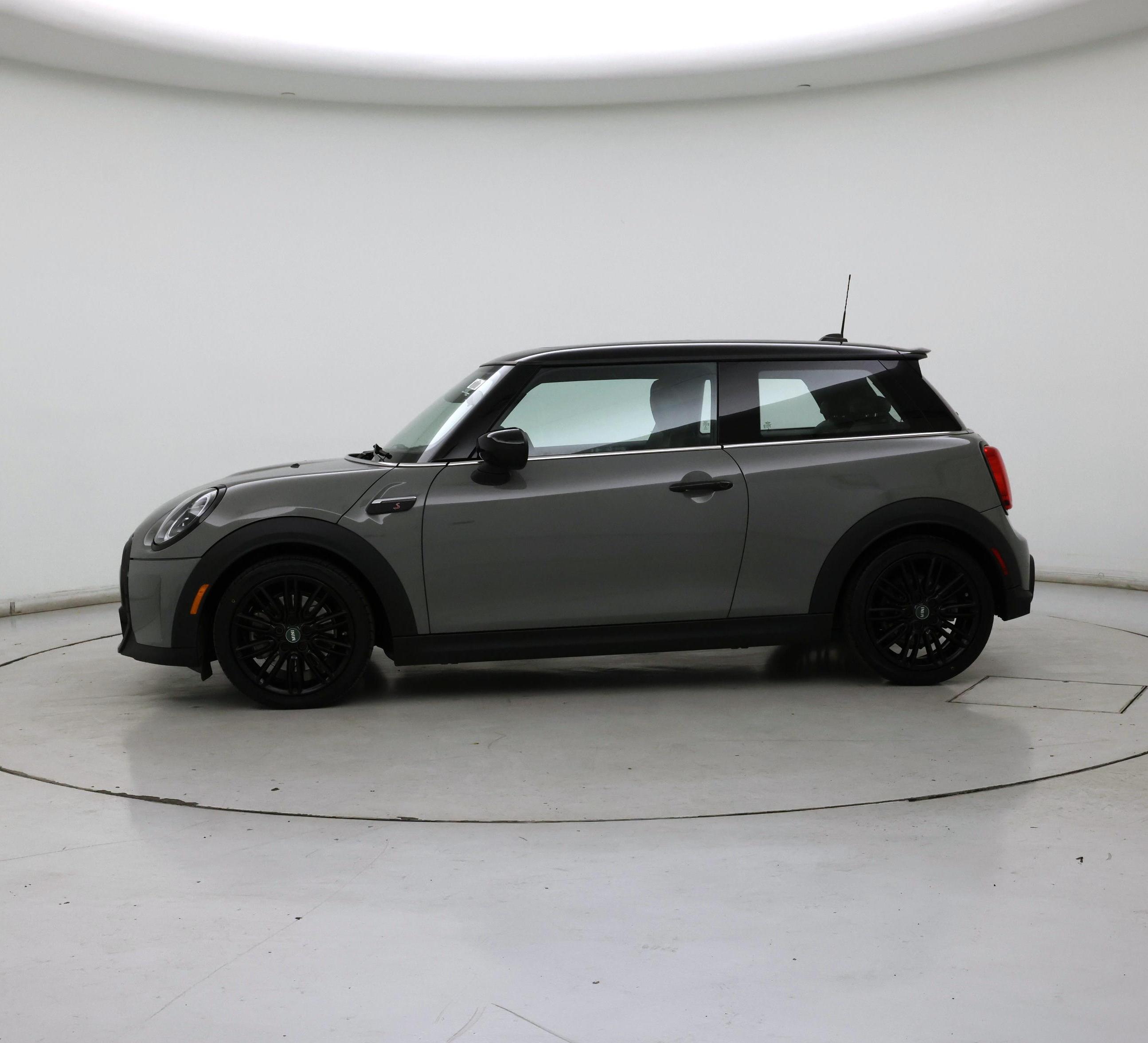 Thumbnail: 2022 MINI Cooper Hardtop - 3